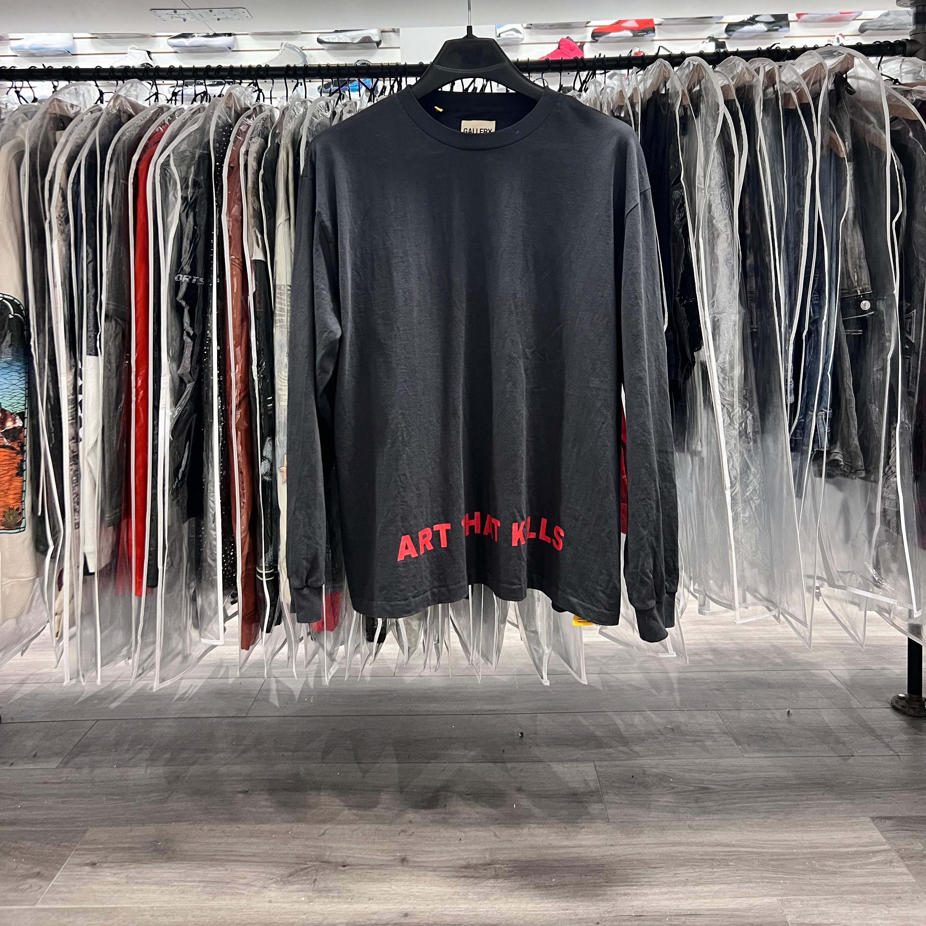 Gallery Dept. Men's Black Art That Kills Long Sleeve T-Shirt(Lightly Worn)
