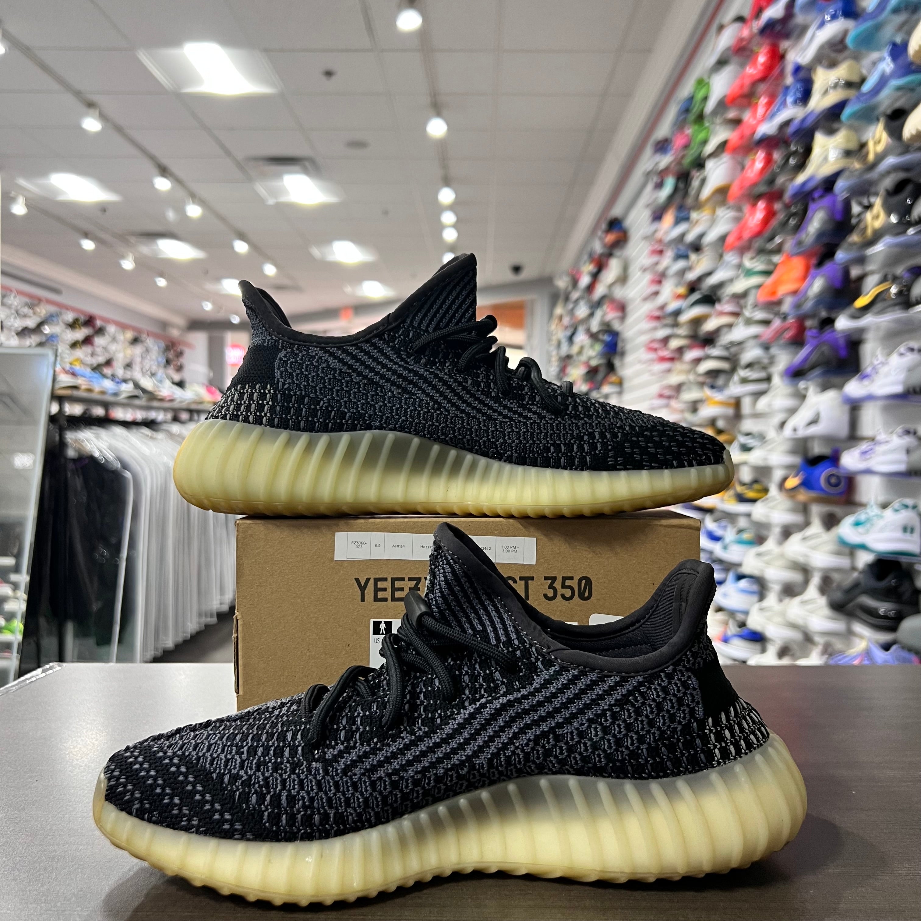 Yeezy 350 Carbon (Lightly Worn)