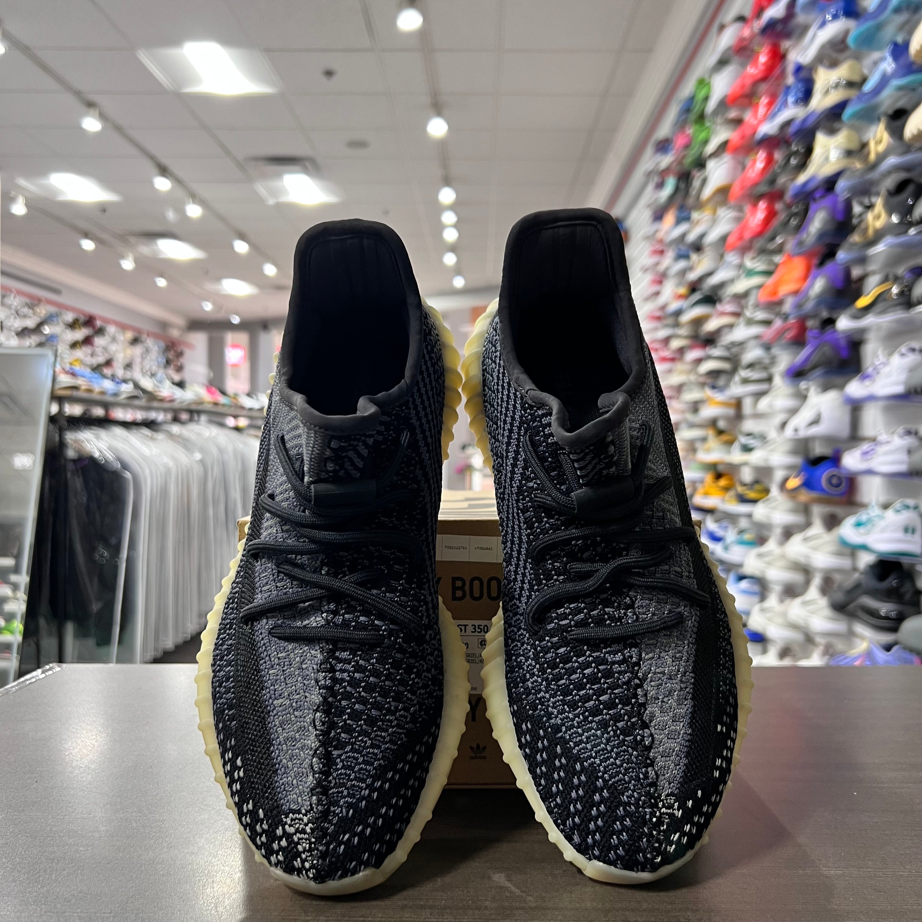 Yeezy 350 Carbon (Lightly Worn)