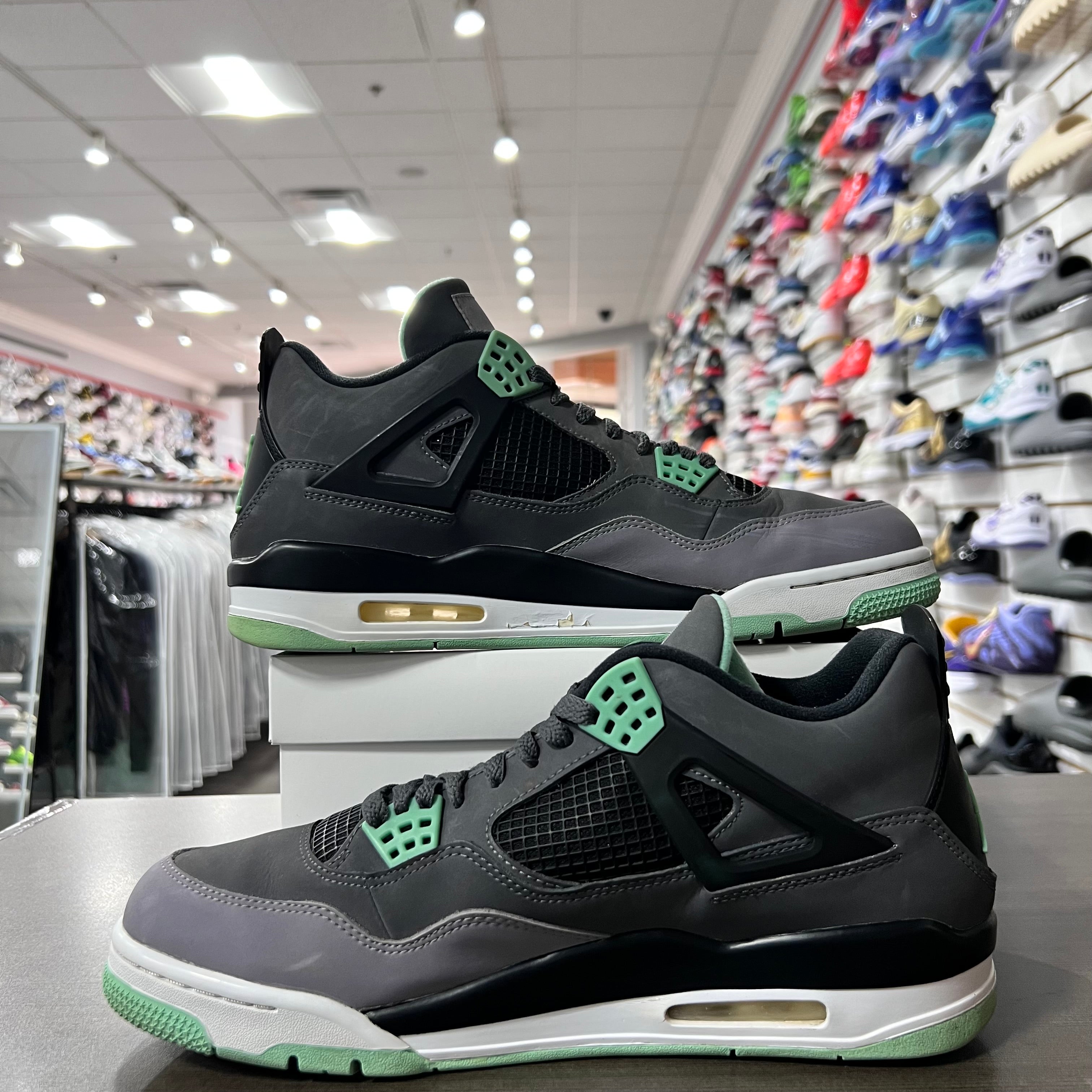 Jordan Retro 4 Mens Green Glow (Lightly Worn+Replacement Box)