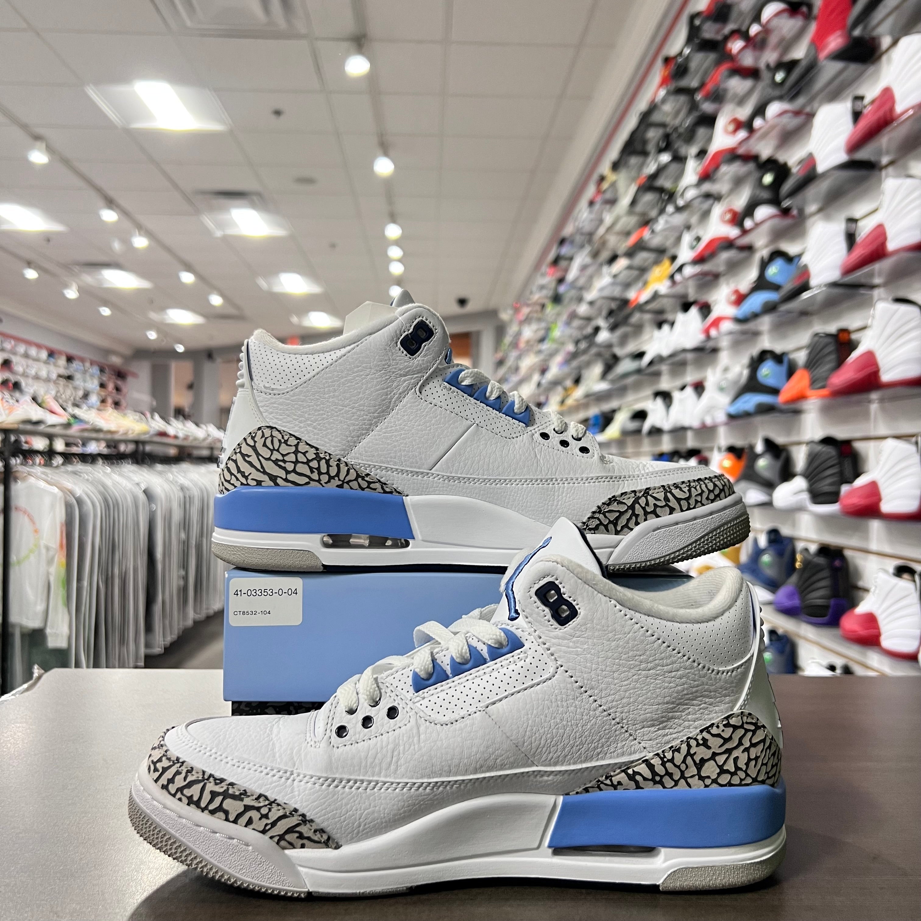 Jordan Retro 3 Mens UNC (Lightly Worn)