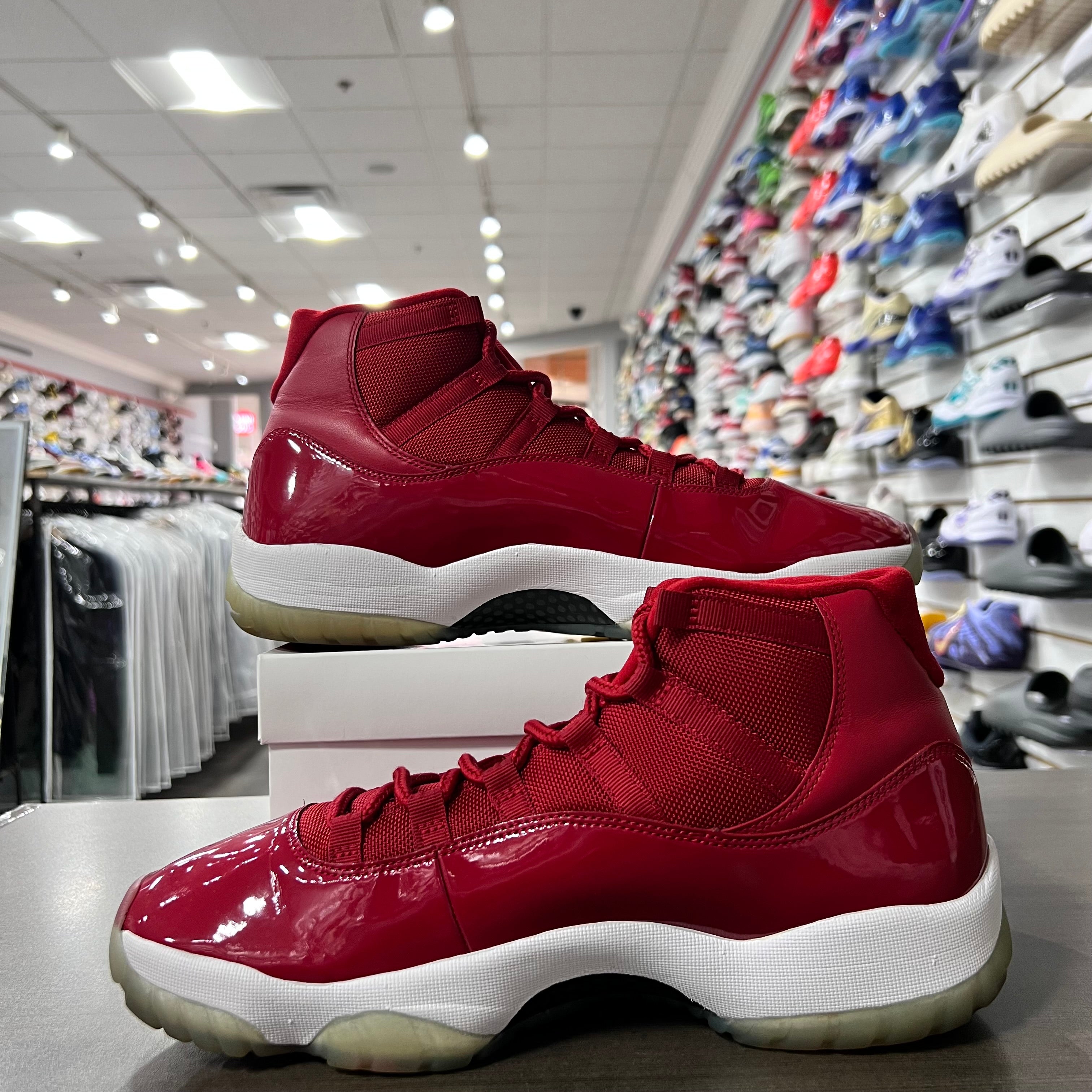 Jordan Retro 11 Mens Win Like 96 (Lightly Worn+Replacement Box)