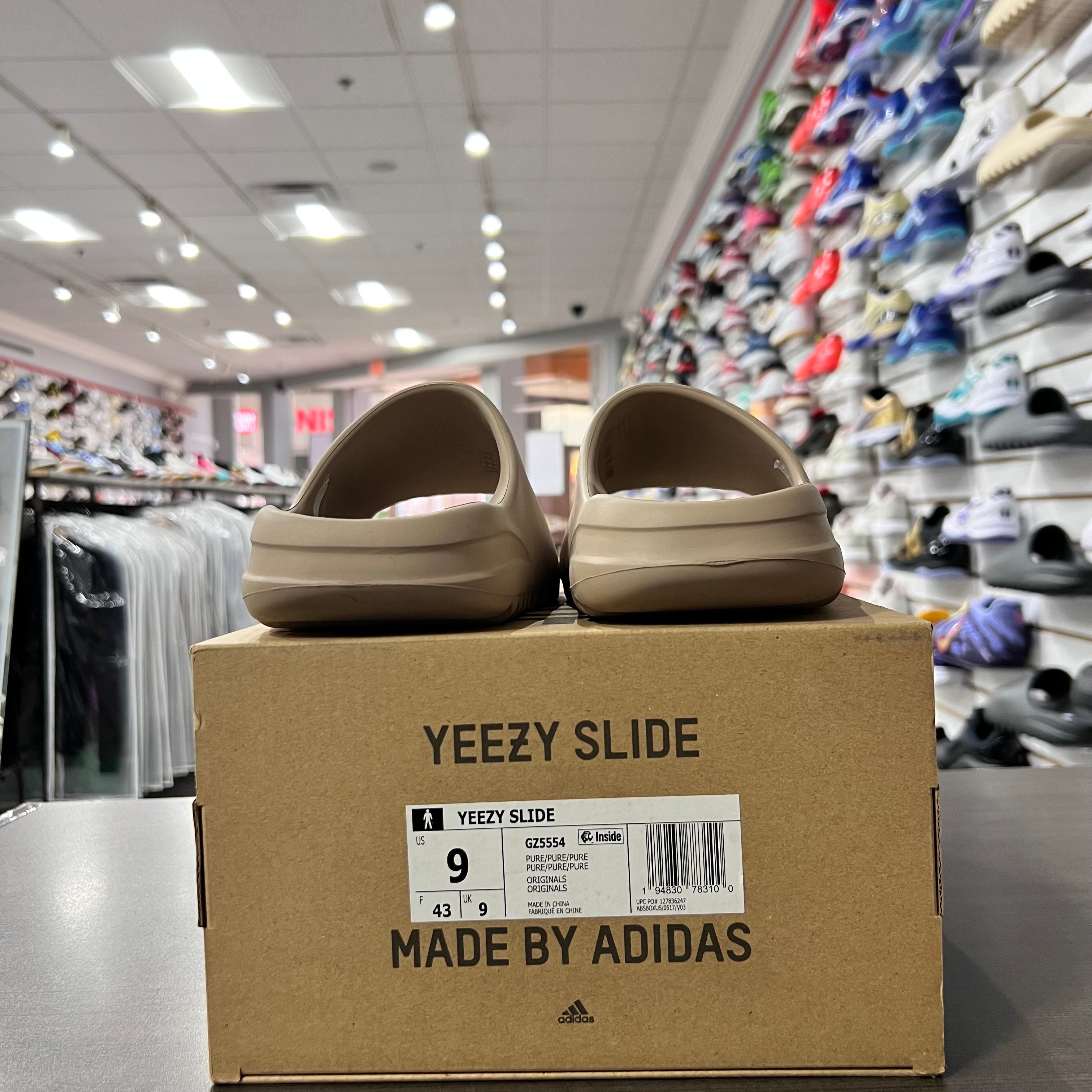 Yeezy Slides Men's Pure (First Release)(Lightly Worn)