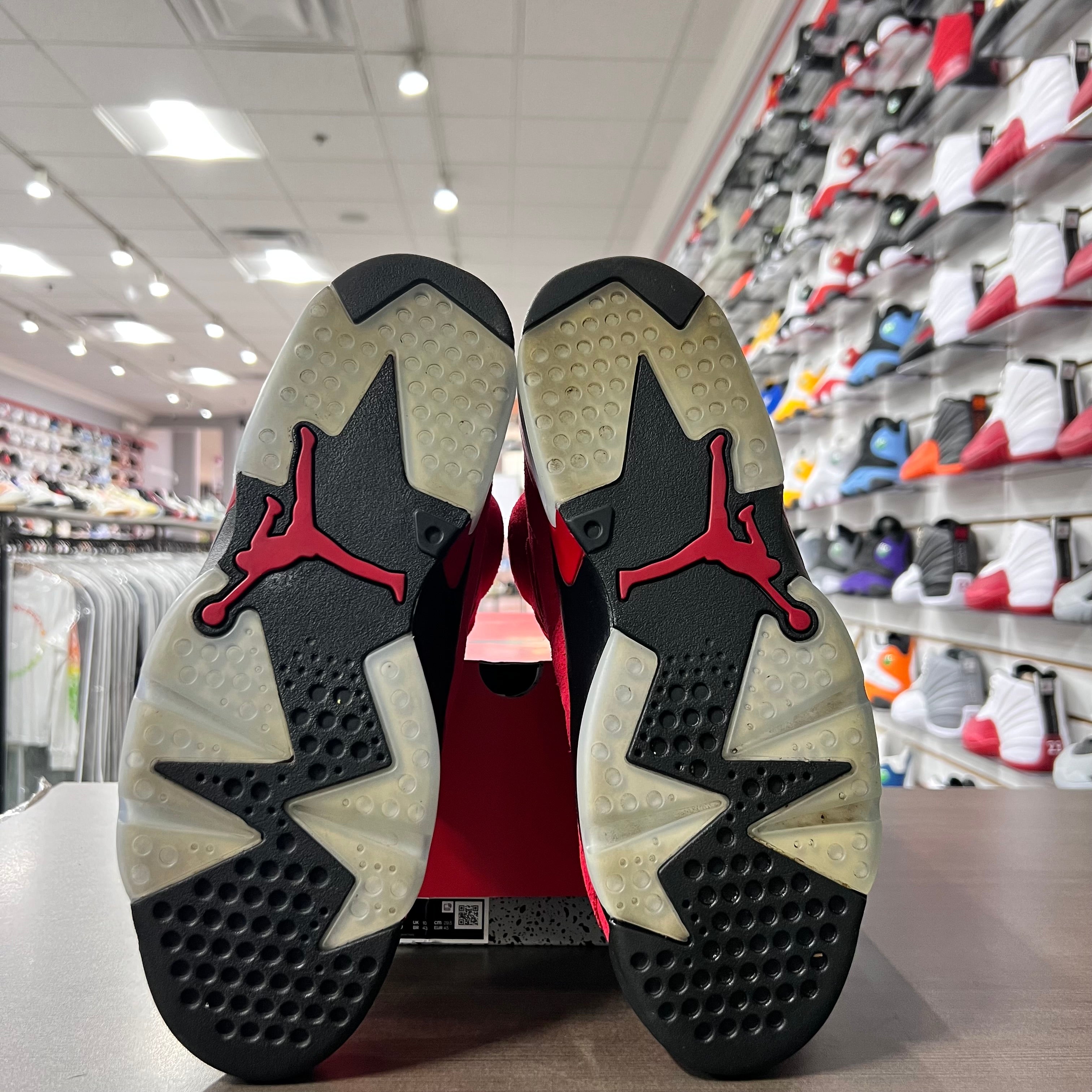 Jordan Retro 6 Mens Toro (Lightly Worn)