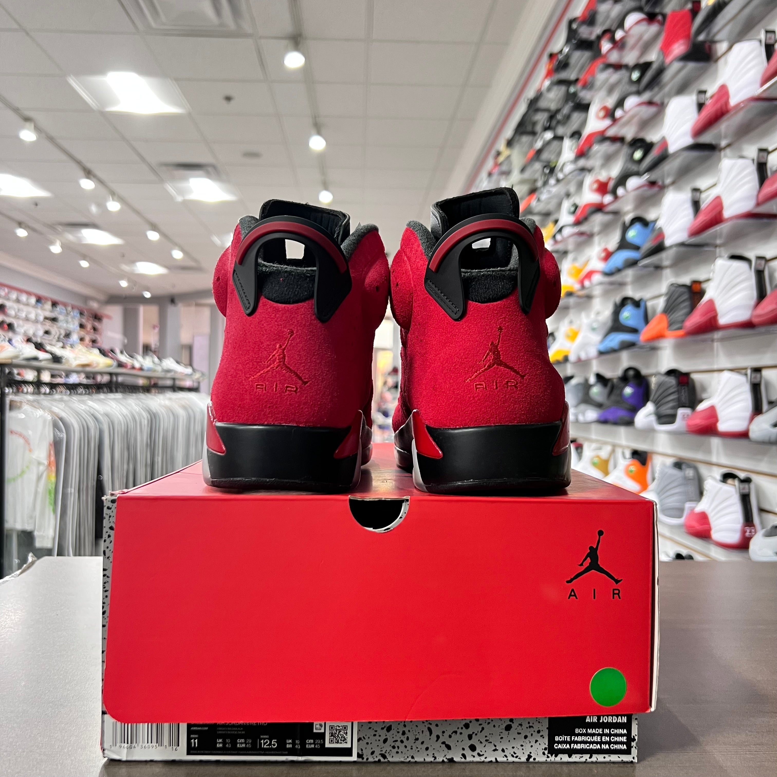 Jordan Retro 6 Mens Toro (Lightly Worn)