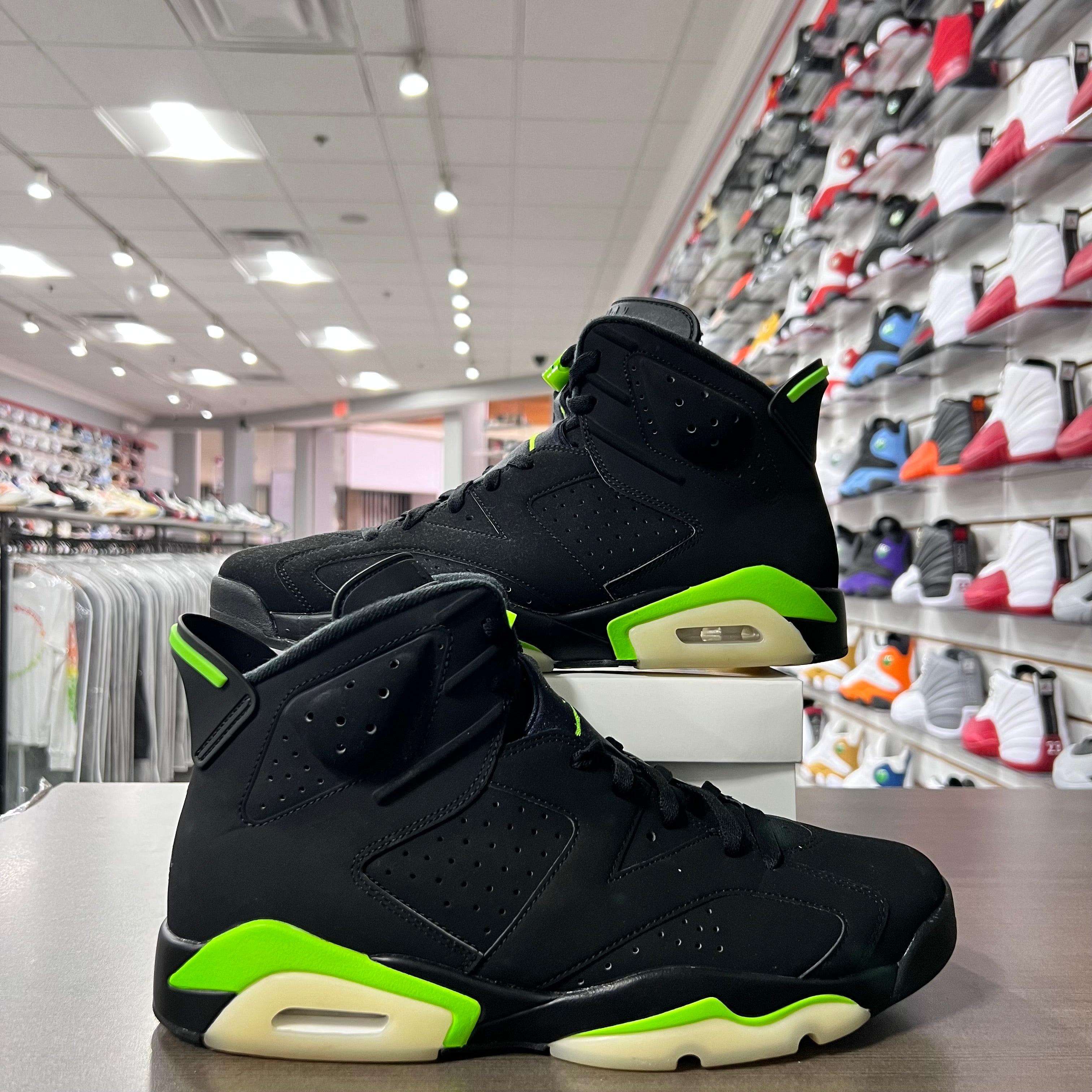 Jordan Retro 6 Mens Electric Green (Lightly Worn + No Box)