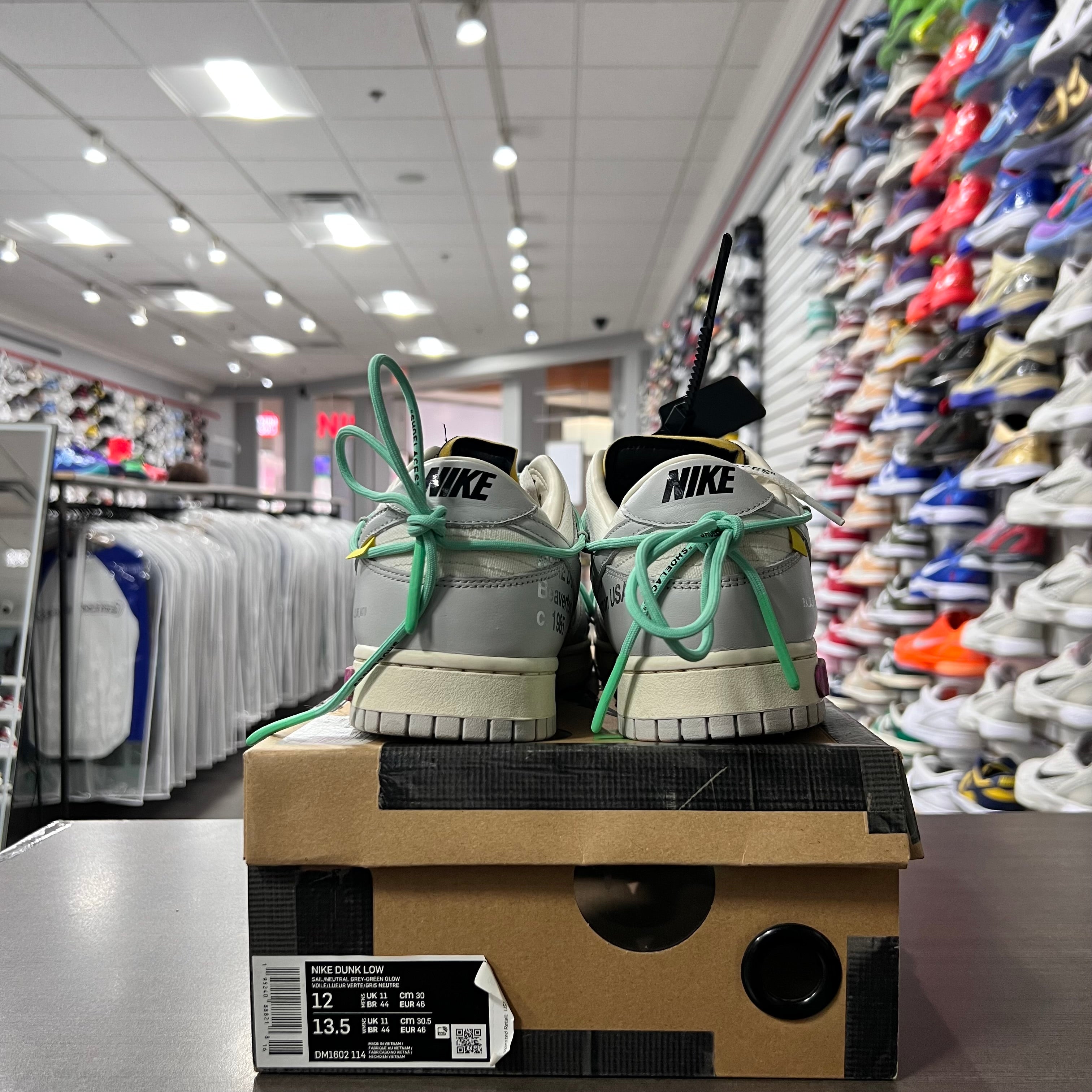 Nike Dunk Low Off-White Lot 4 (Lightly Worn)