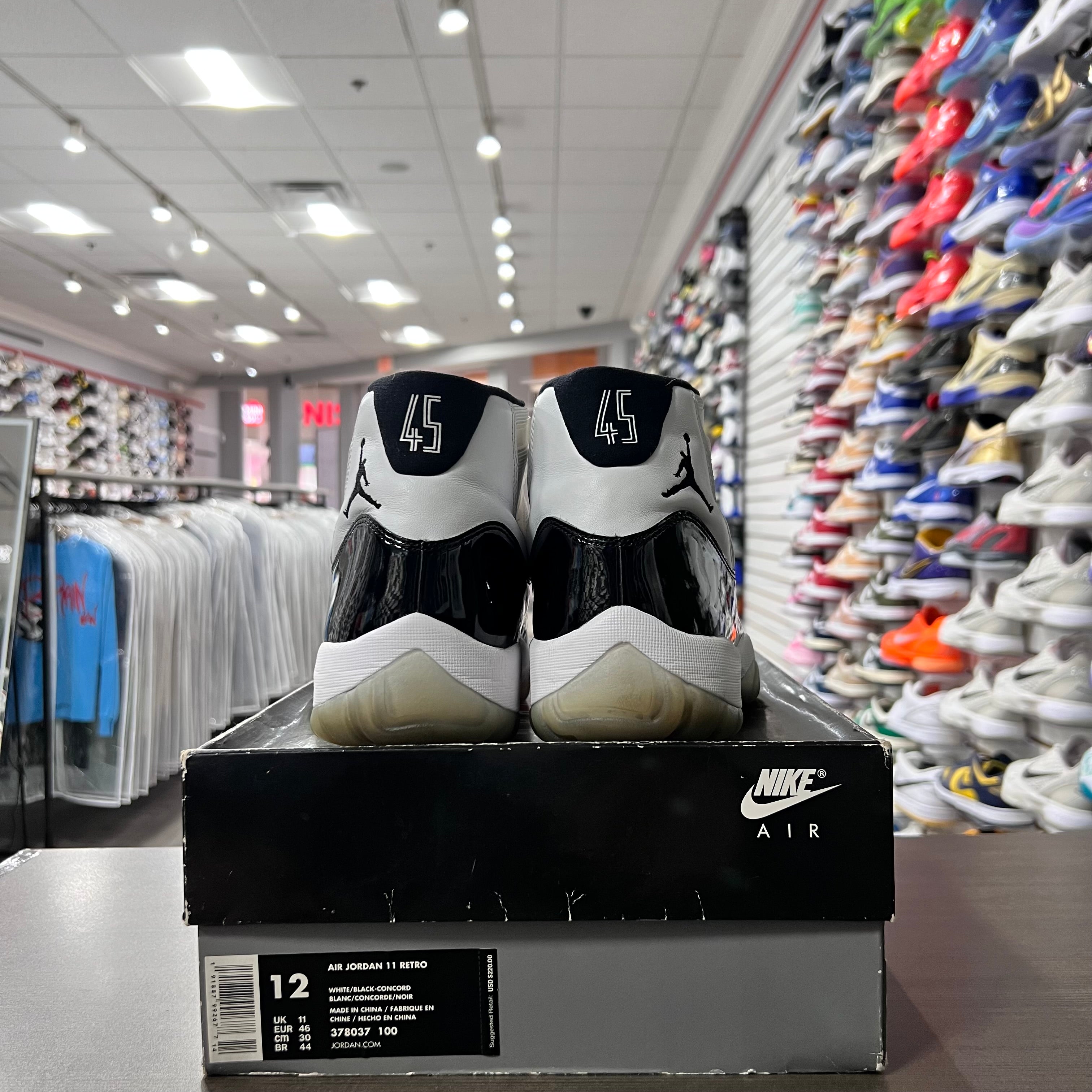 Jordan Retro 11 Mens Concord (Lightly Worn)