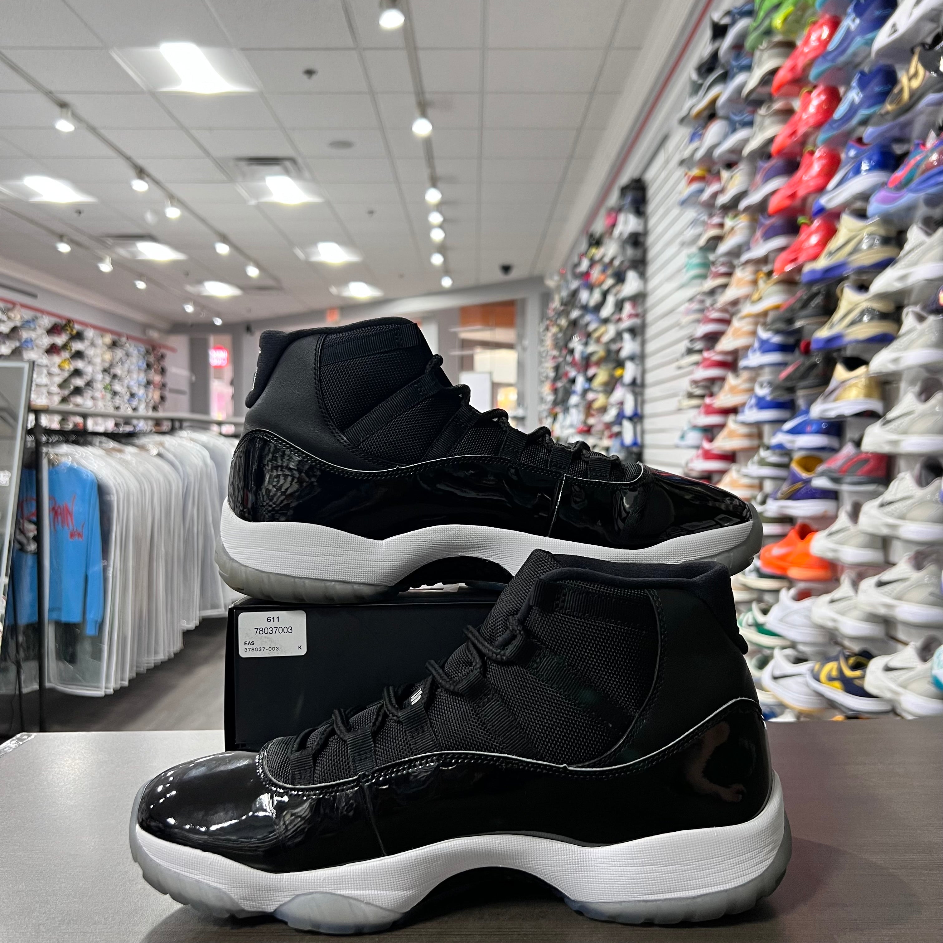 Jordan Retro 11 Men's Space Jam (Lightly Worn)