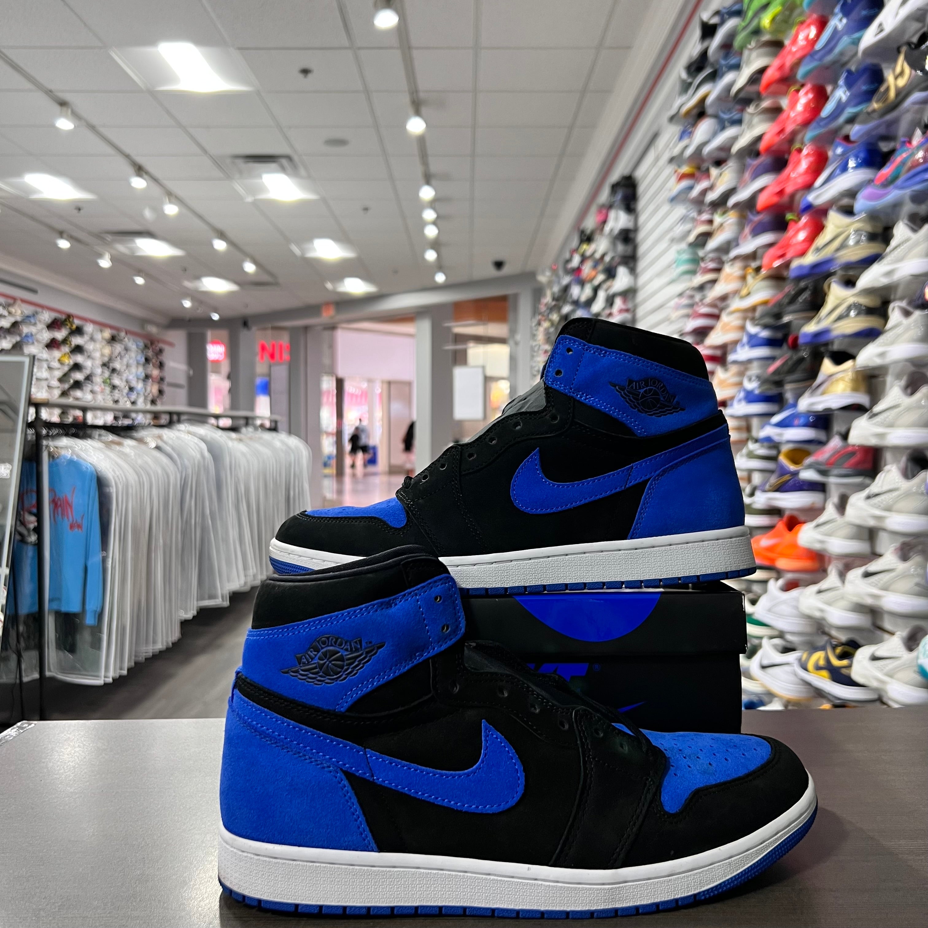 Jordan Retro 1 High Og Men's Royal Reimagined (Lightly Worn)