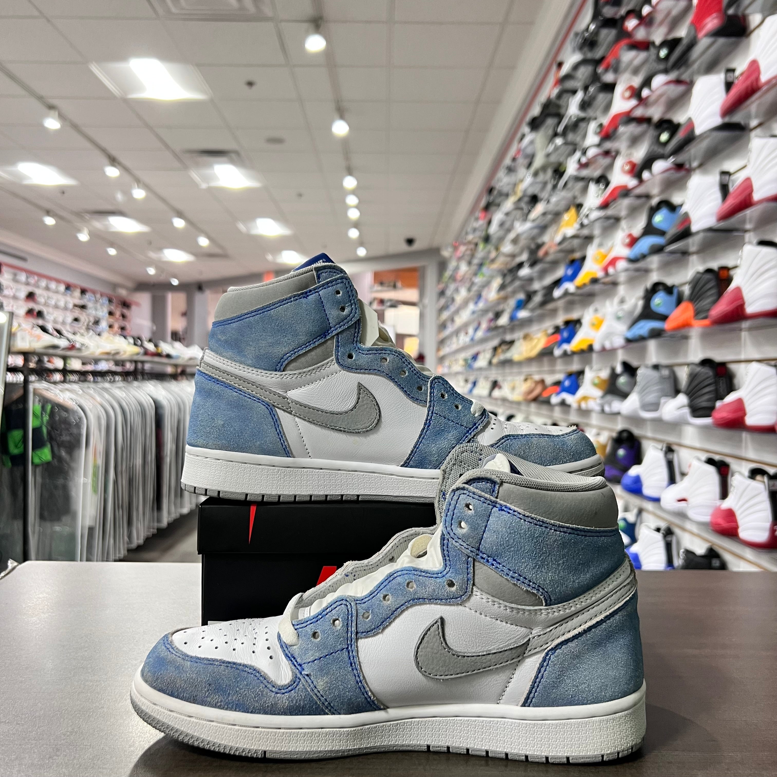 Jordan Retro 1 High Og Mens Hyper Royal (Lightly Worn)