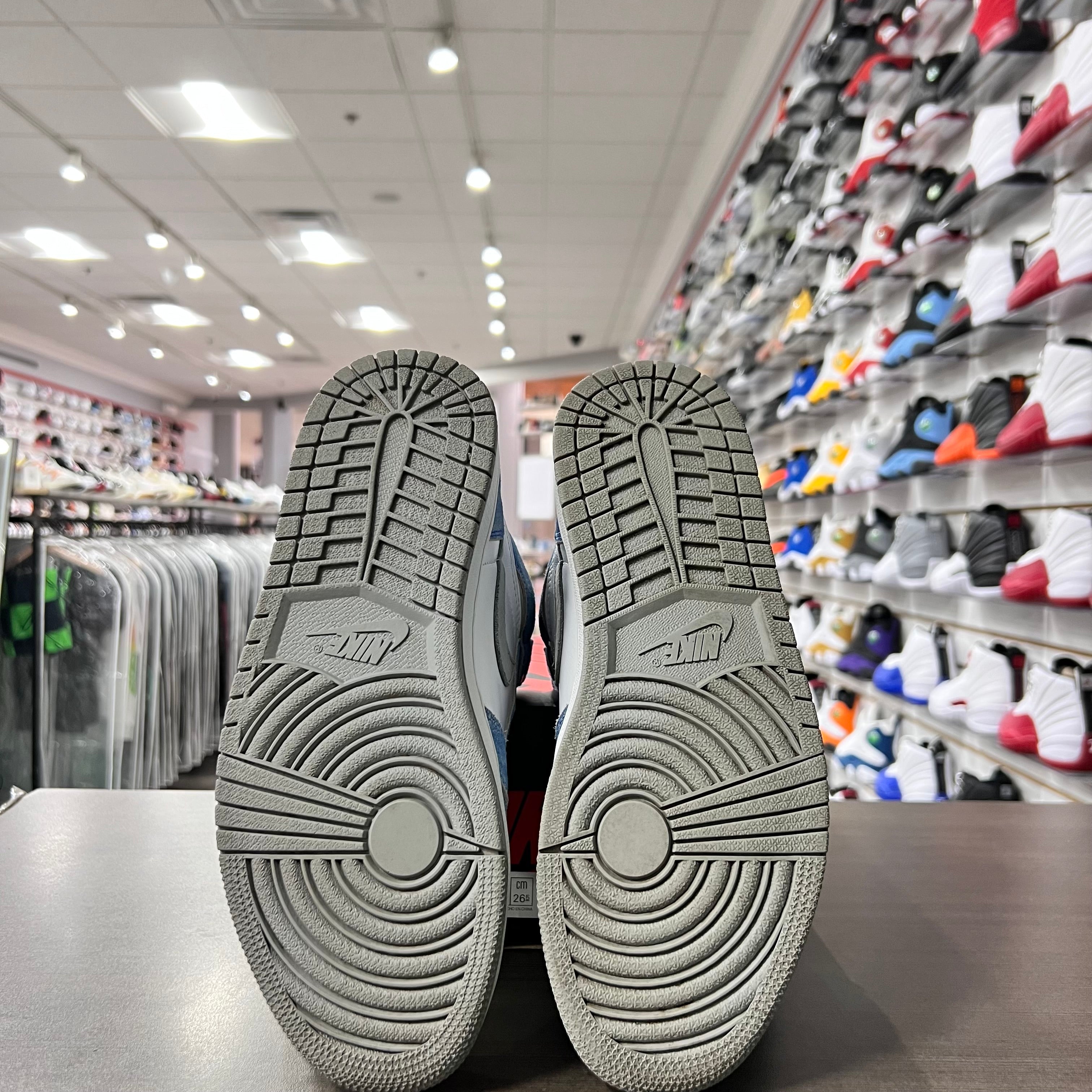 Jordan Retro 1 High Og Mens Hyper Royal (Lightly Worn)