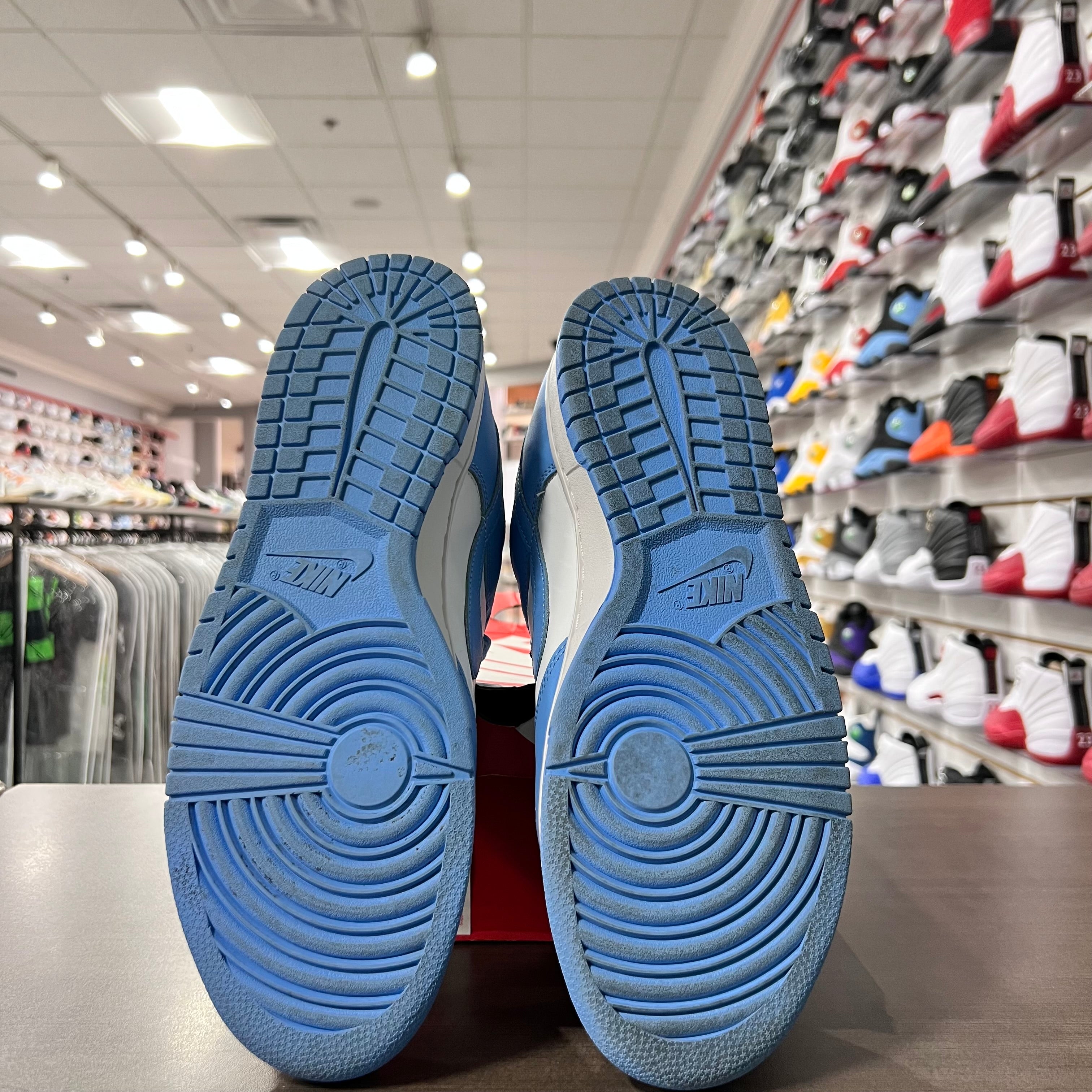 Nike Dunk Low Mens Unc (Lightly Worn)