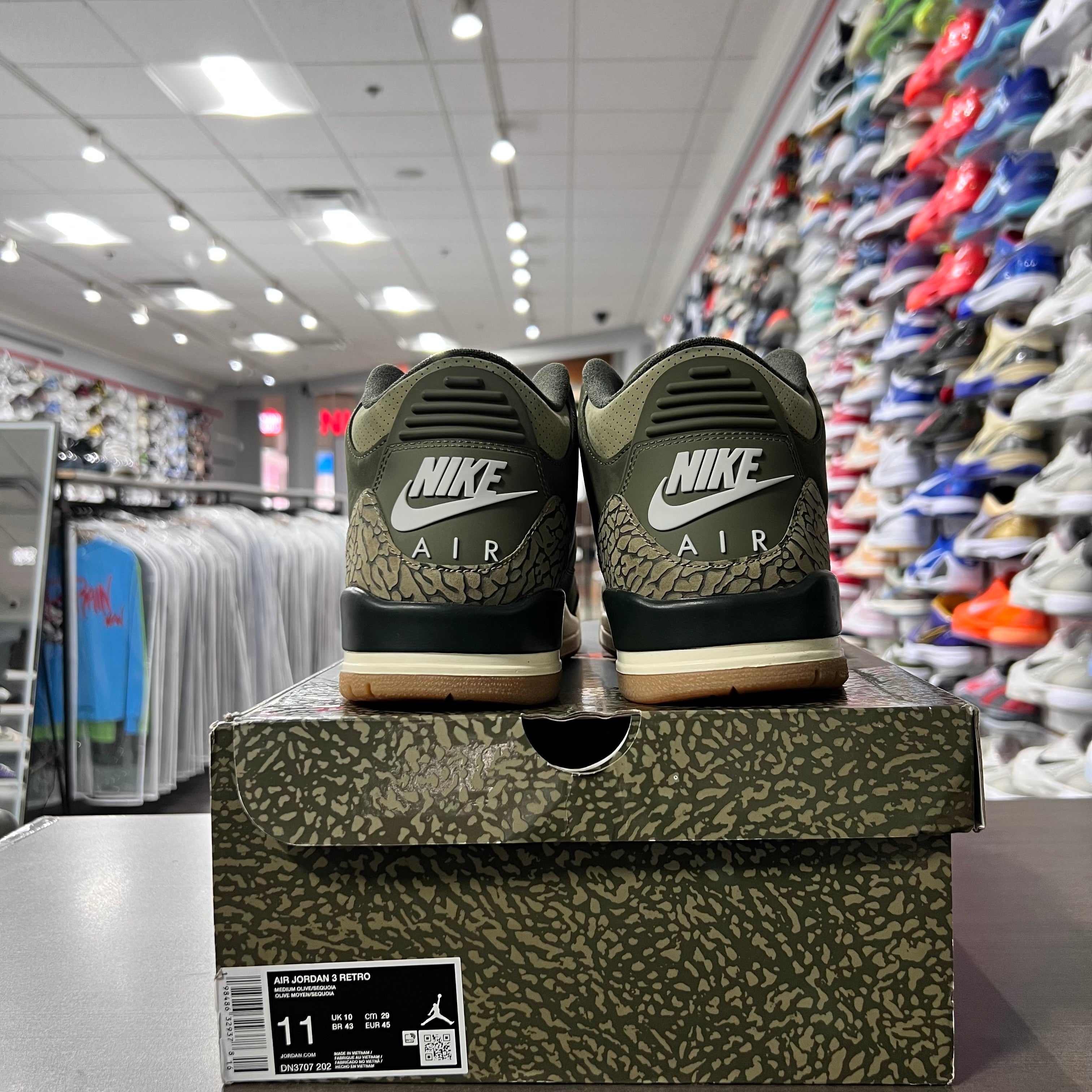 Jordan Retro 3 Mens Family Affair (Lightly Worn)