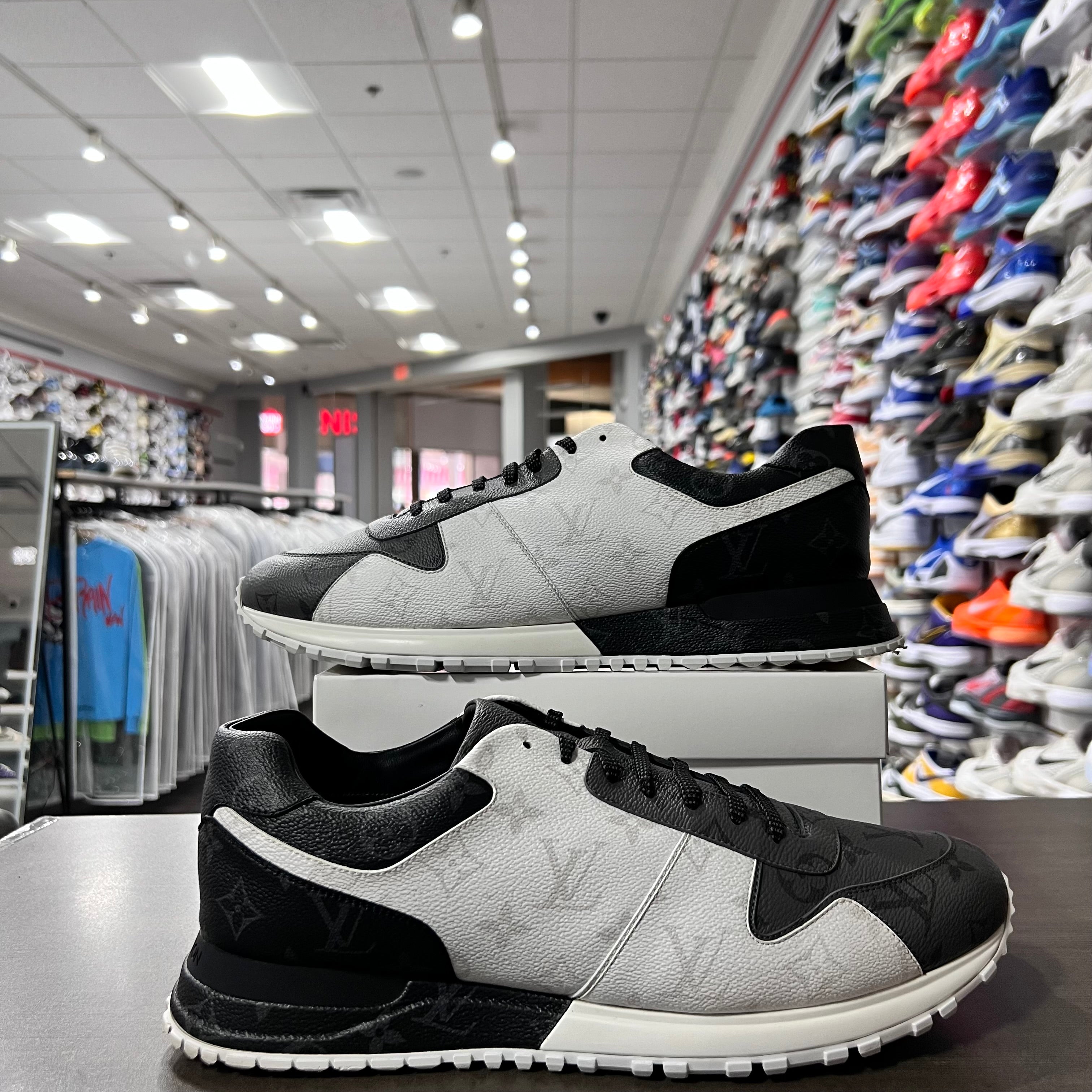 Louis Vuitton Run Away Sneaker White/Black/Grey Monogram (Lightly Worn+Replacement Box)