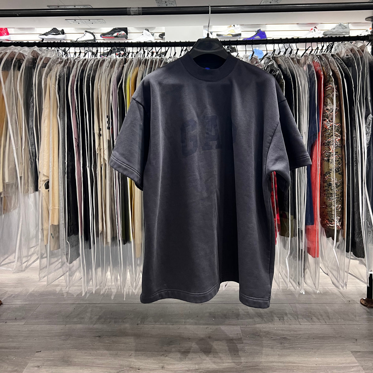 Yeezy Gap Engineered By Balenciaga Dove 3/4 Sleeve Black