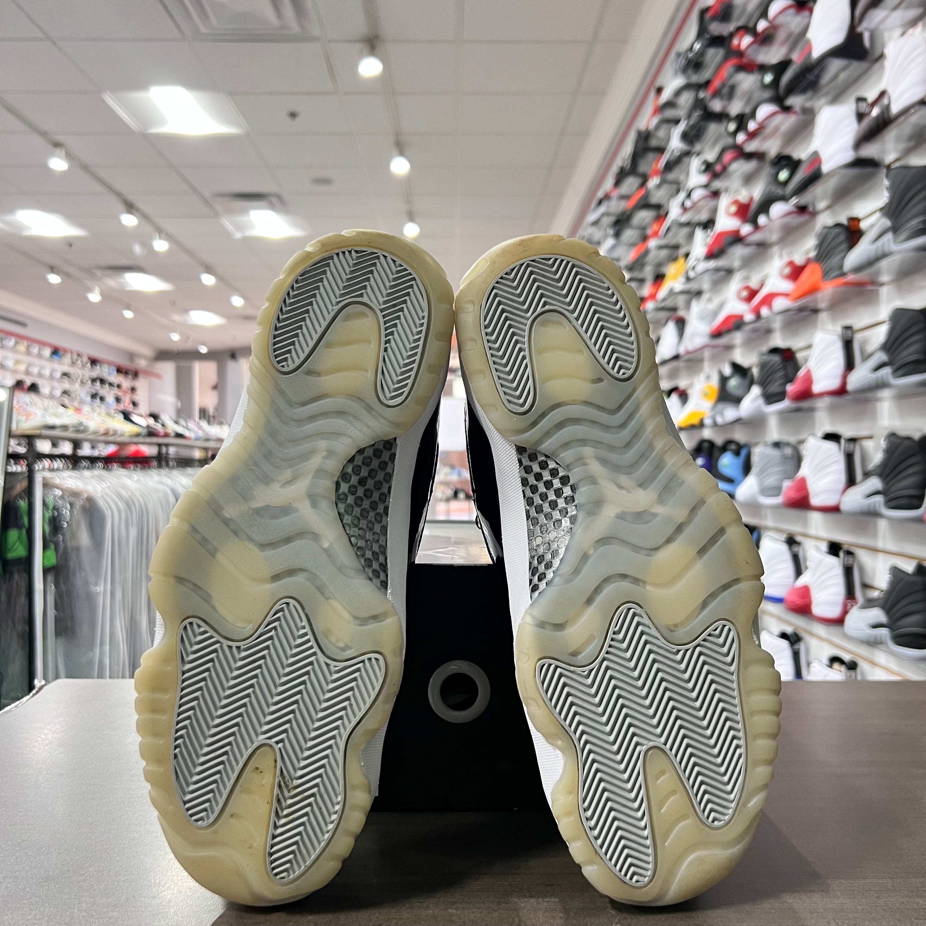 Jordan Retro 11 Mens Jubilee (Lightly Worn)