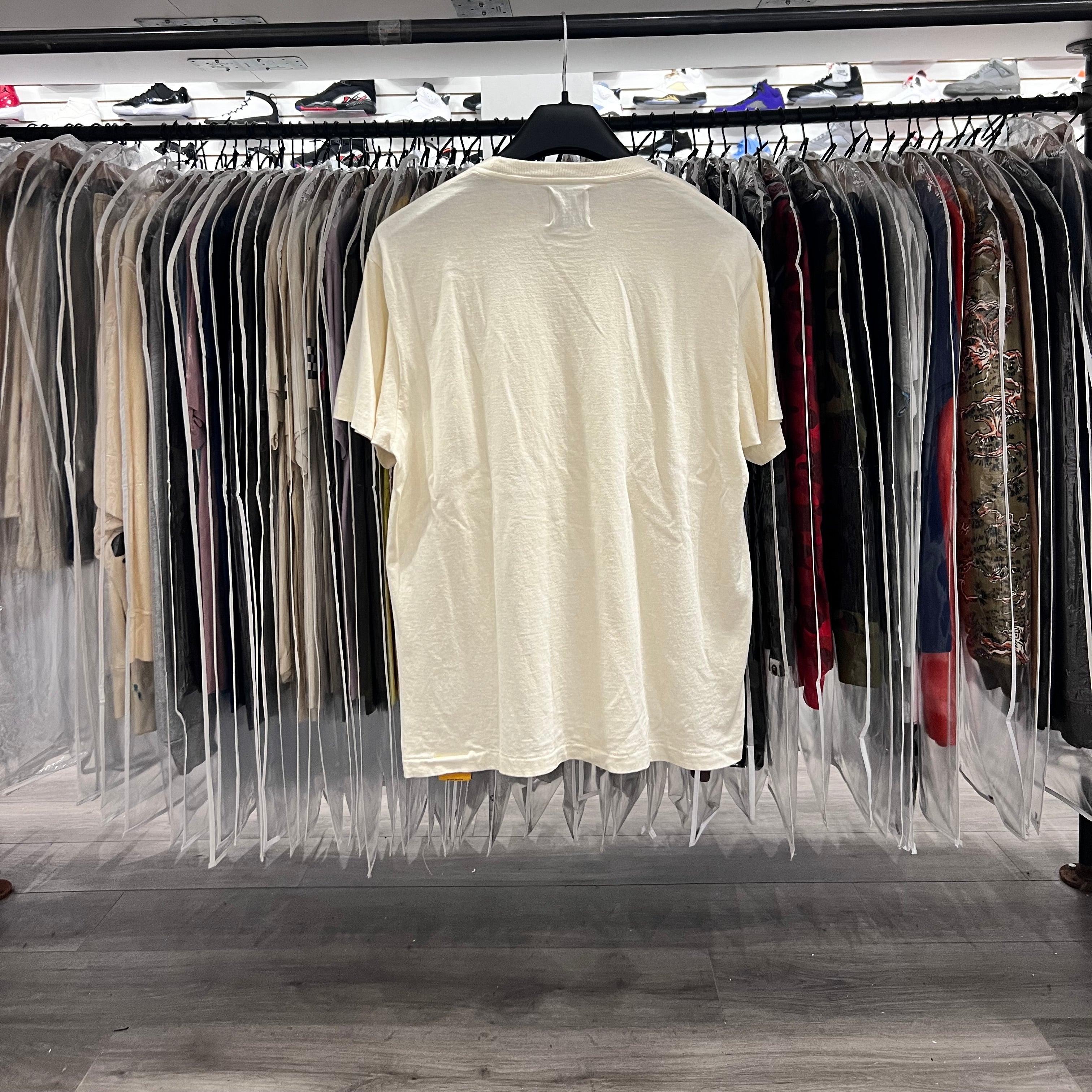 Gallery Depth Pocket Logo T-Shirt Cream (Lightly Worn)
