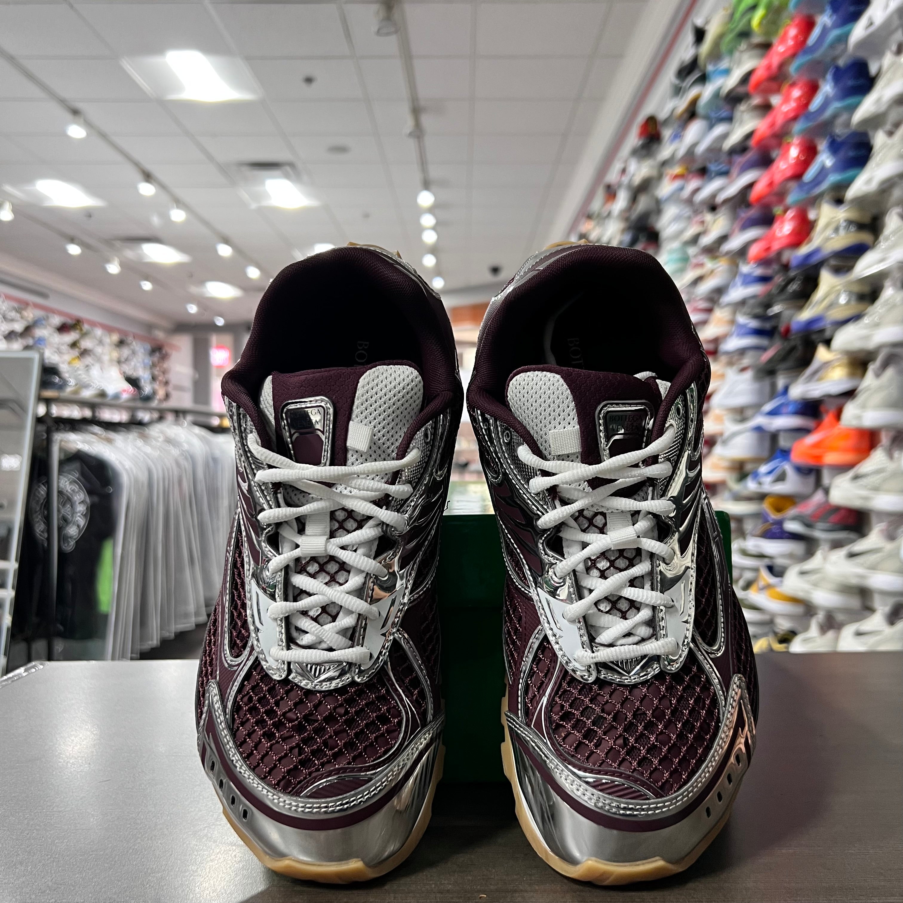 Bottega Veneta Orbit Burgundy (Lightly Worn)