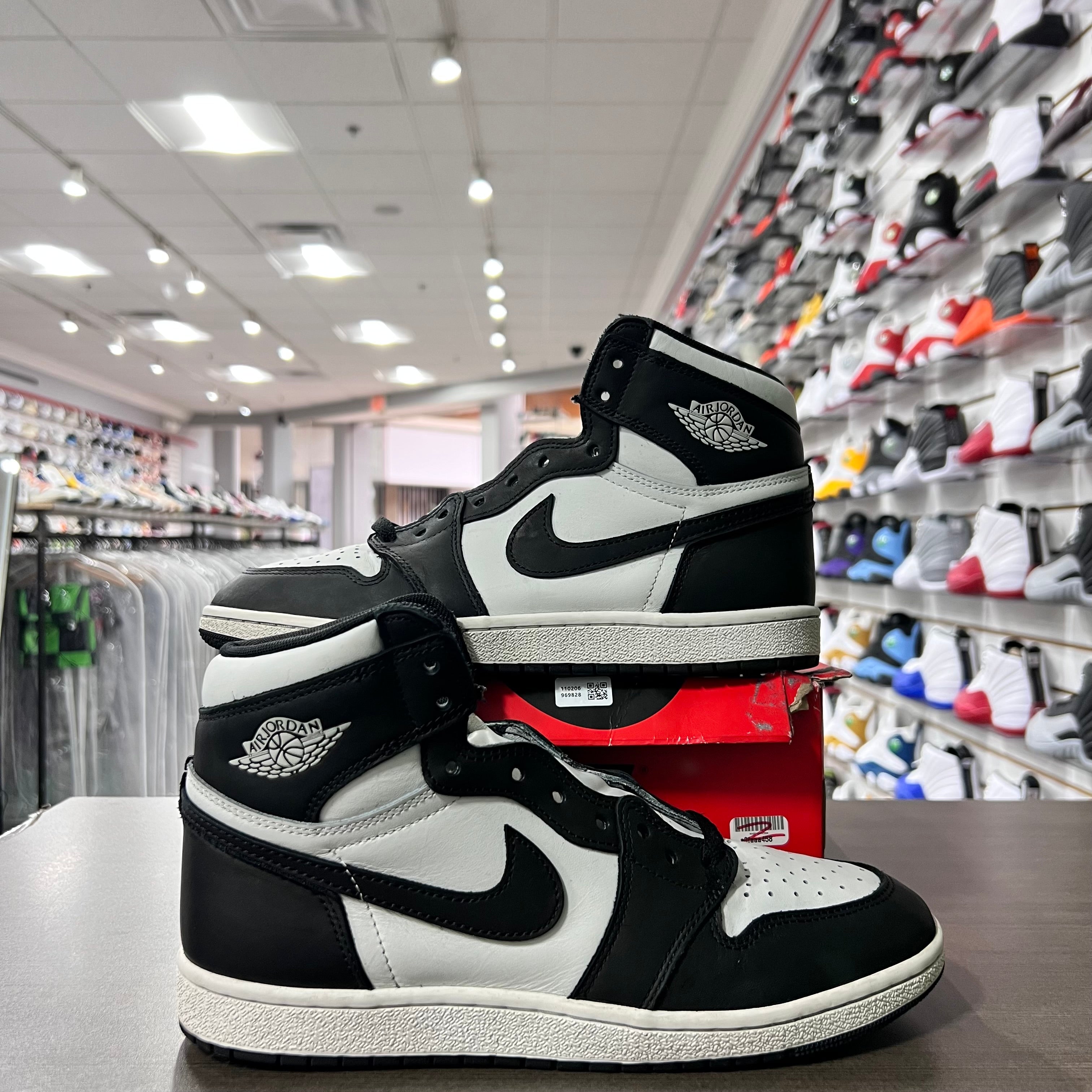 Jordan Retro 1 High 85 Mens Black White (Lightly Worn)