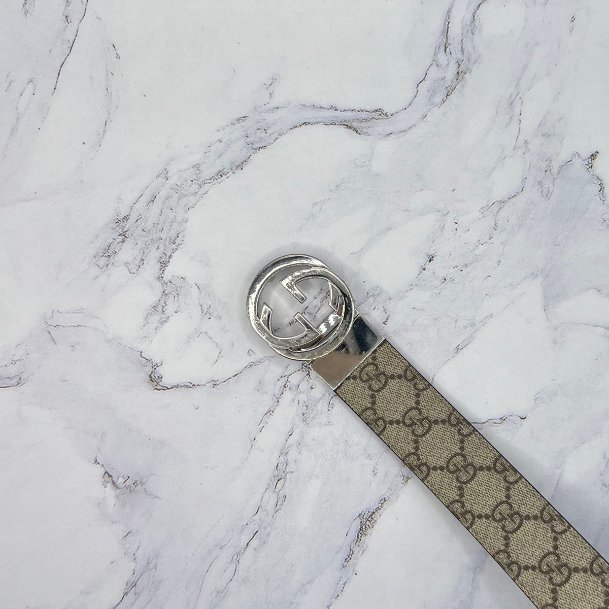 Gucci Belt Reversible GG Buckle (Lightly Worn)