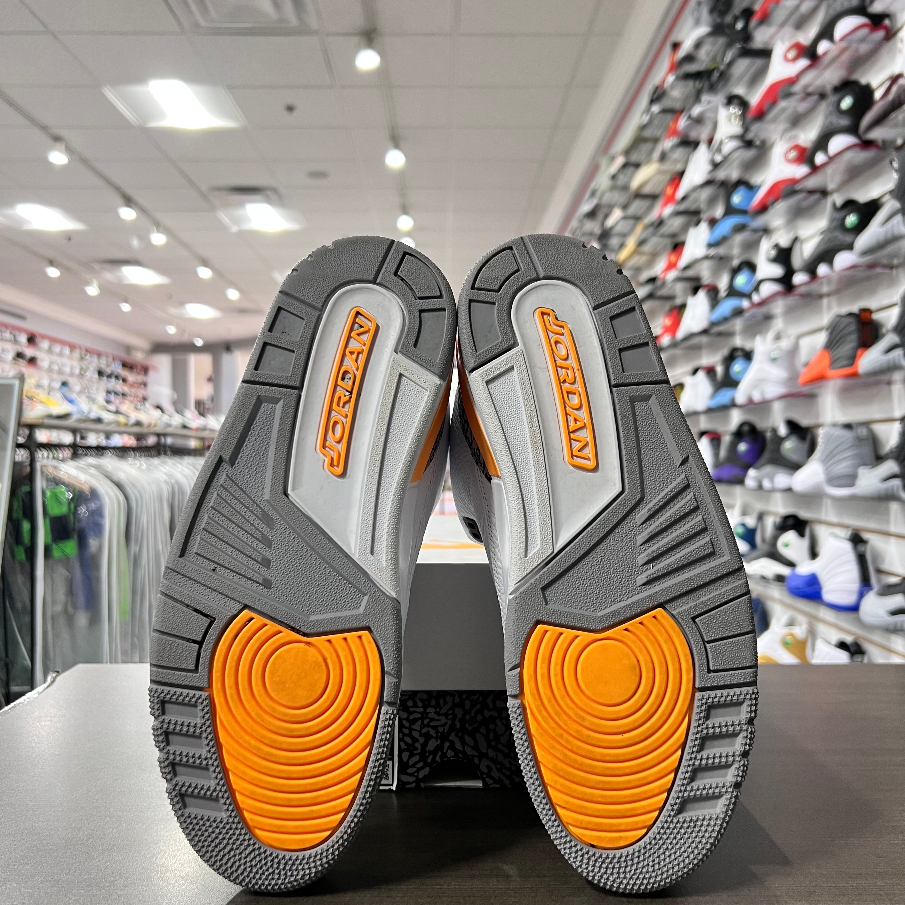 Jordan Retro 3 Womens Laser Orange (Lightly Worn)