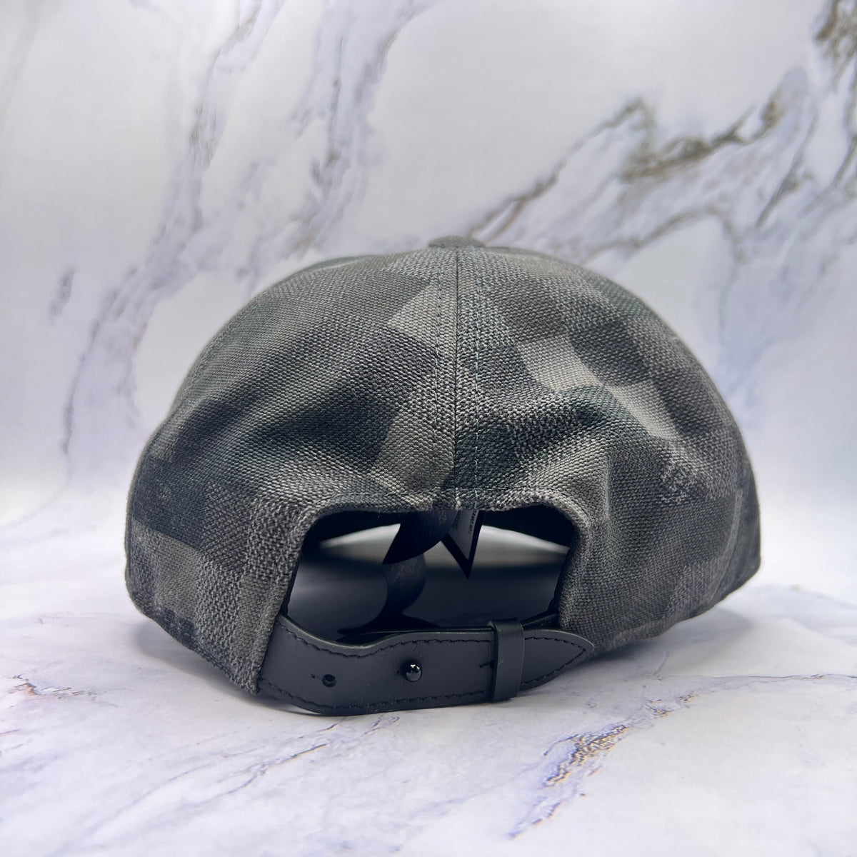 Louis Vuitton LV Vers Damoflauge Hat Black (Lightly Worn)