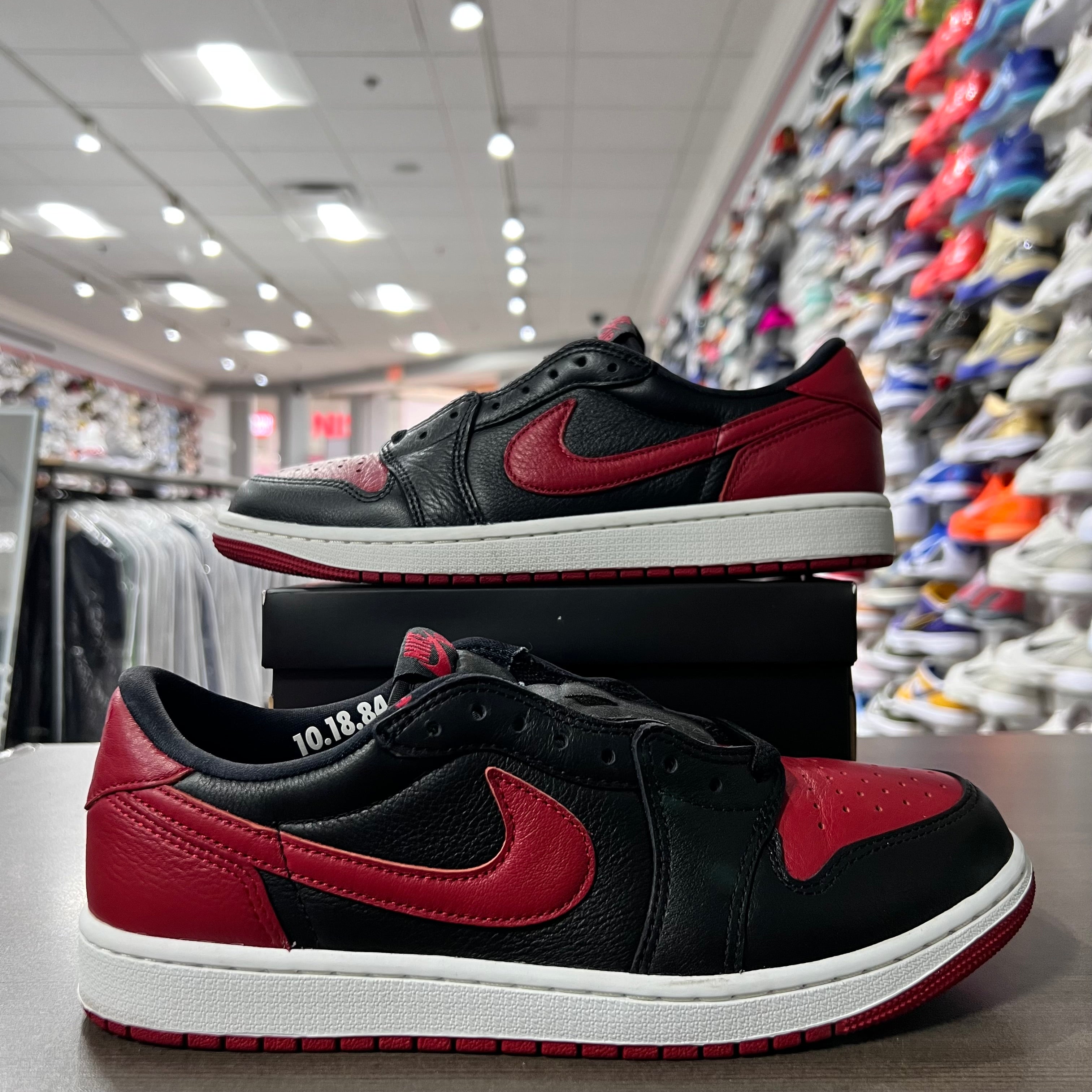 Jordan Retro 1 Low Mens Banned (Lightly Worn)