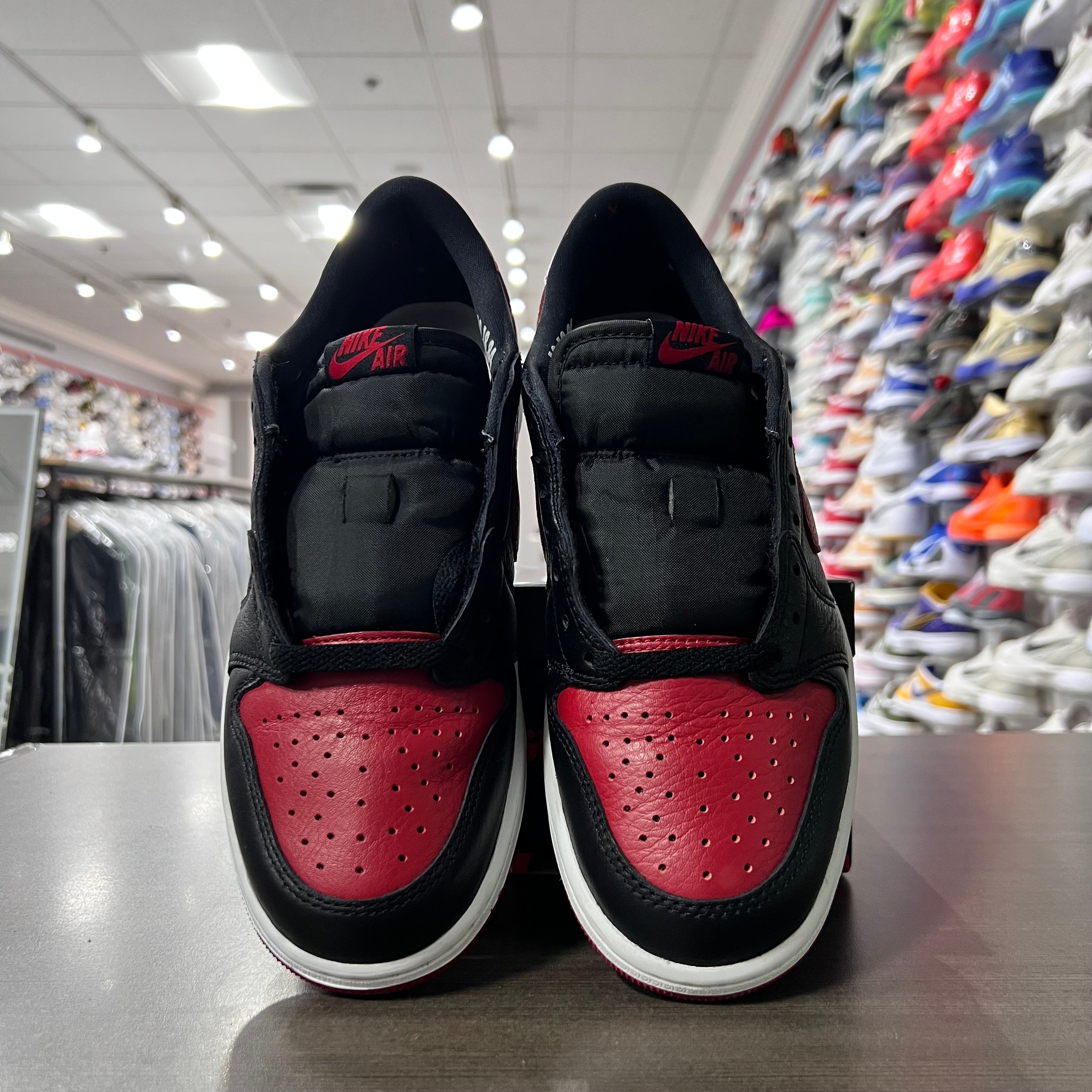 Jordan Retro 1 Low Mens Banned (Lightly Worn)