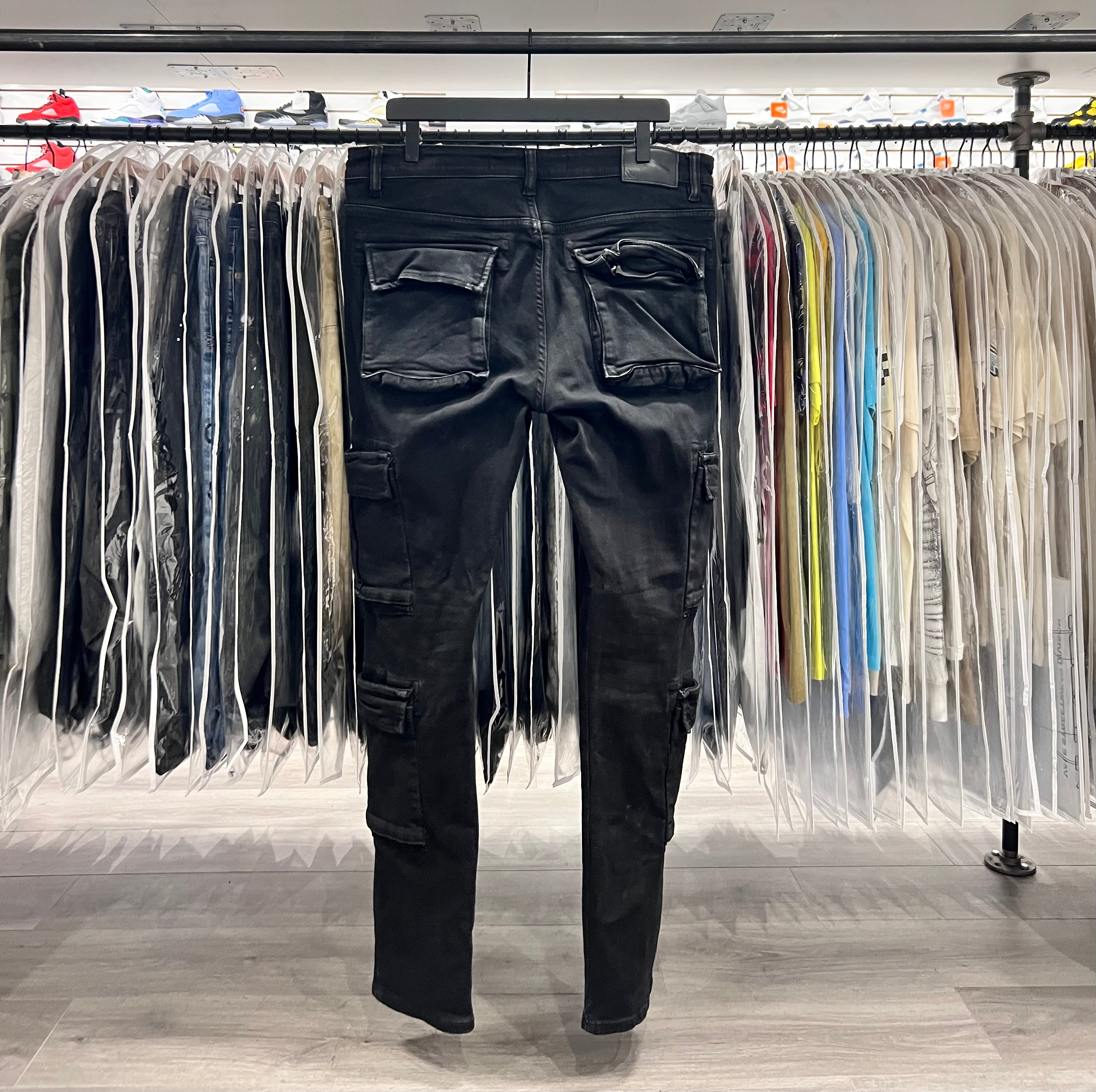 Valabasas Jeans All Black (Lightly Worn)