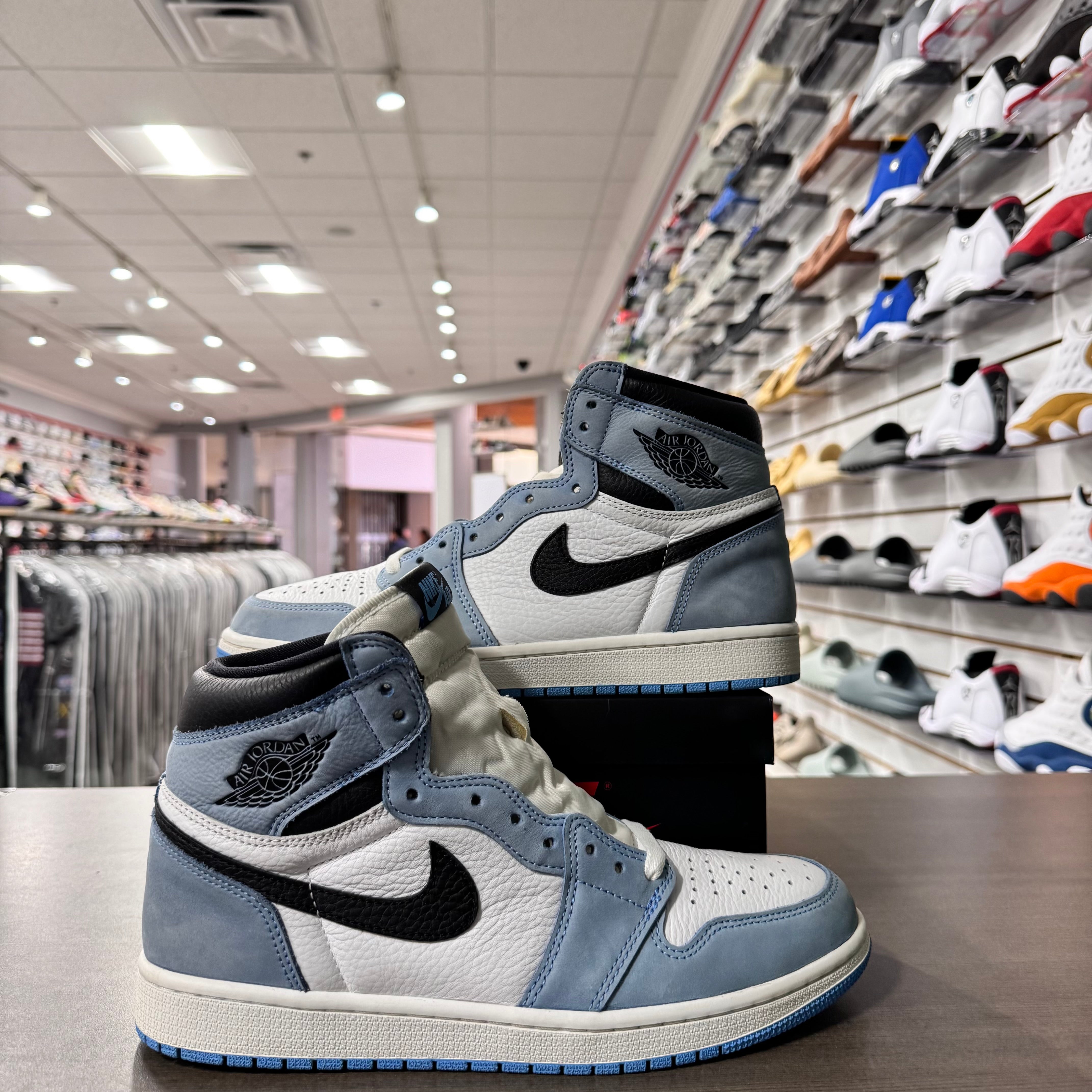 Jordan Retro 1 High Og Mens University Blue (Lightly Worn)