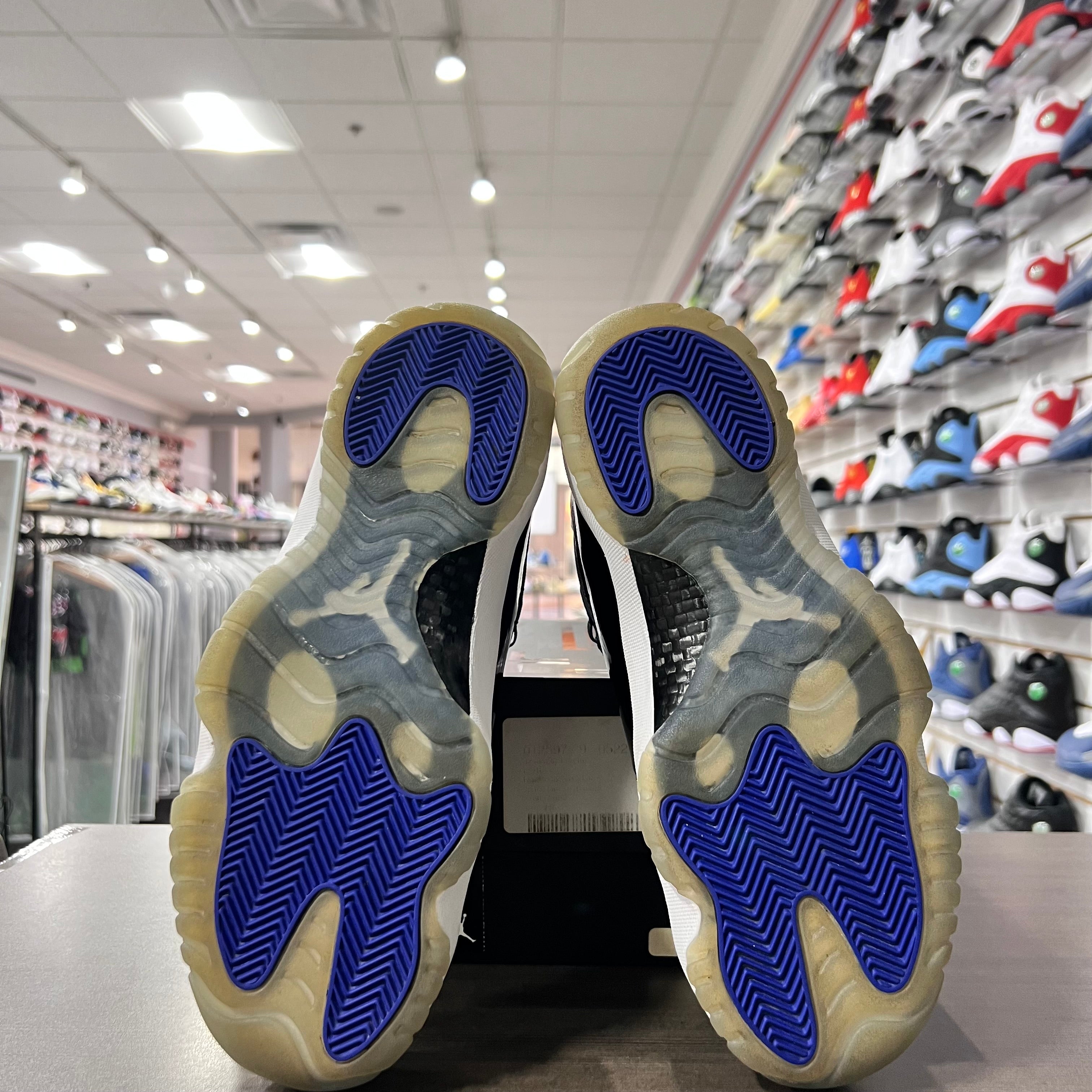 Jordan Retro 11 Mens Space Jam (Lightly Worn)