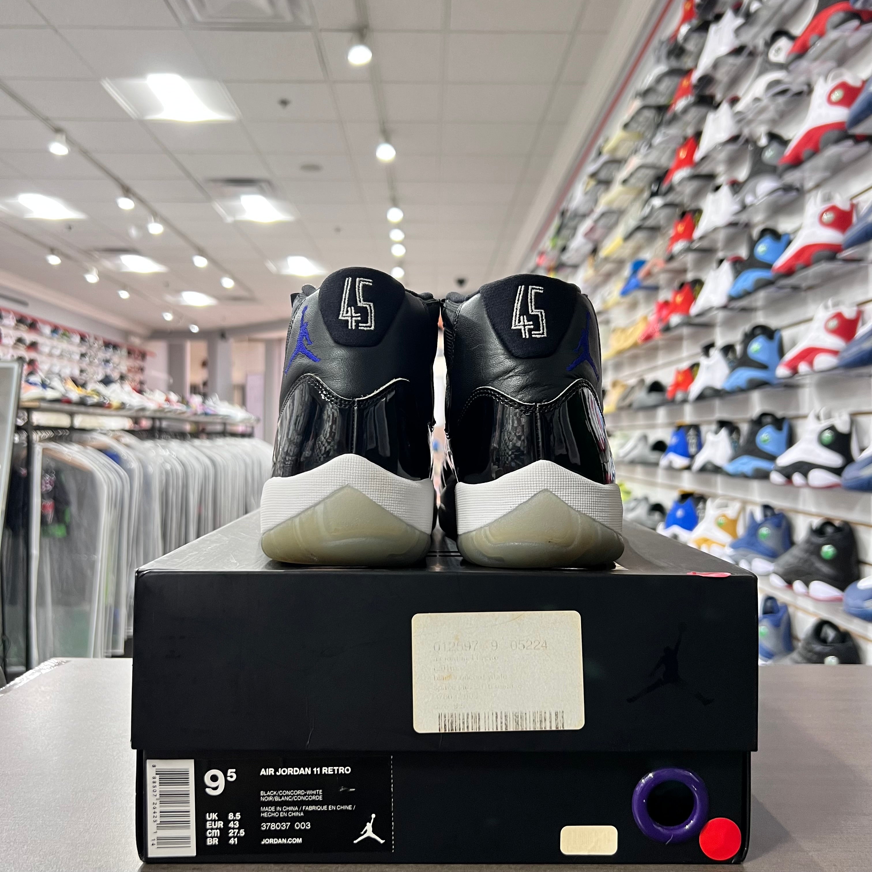 Jordan Retro 11 Mens Space Jam (Lightly Worn)