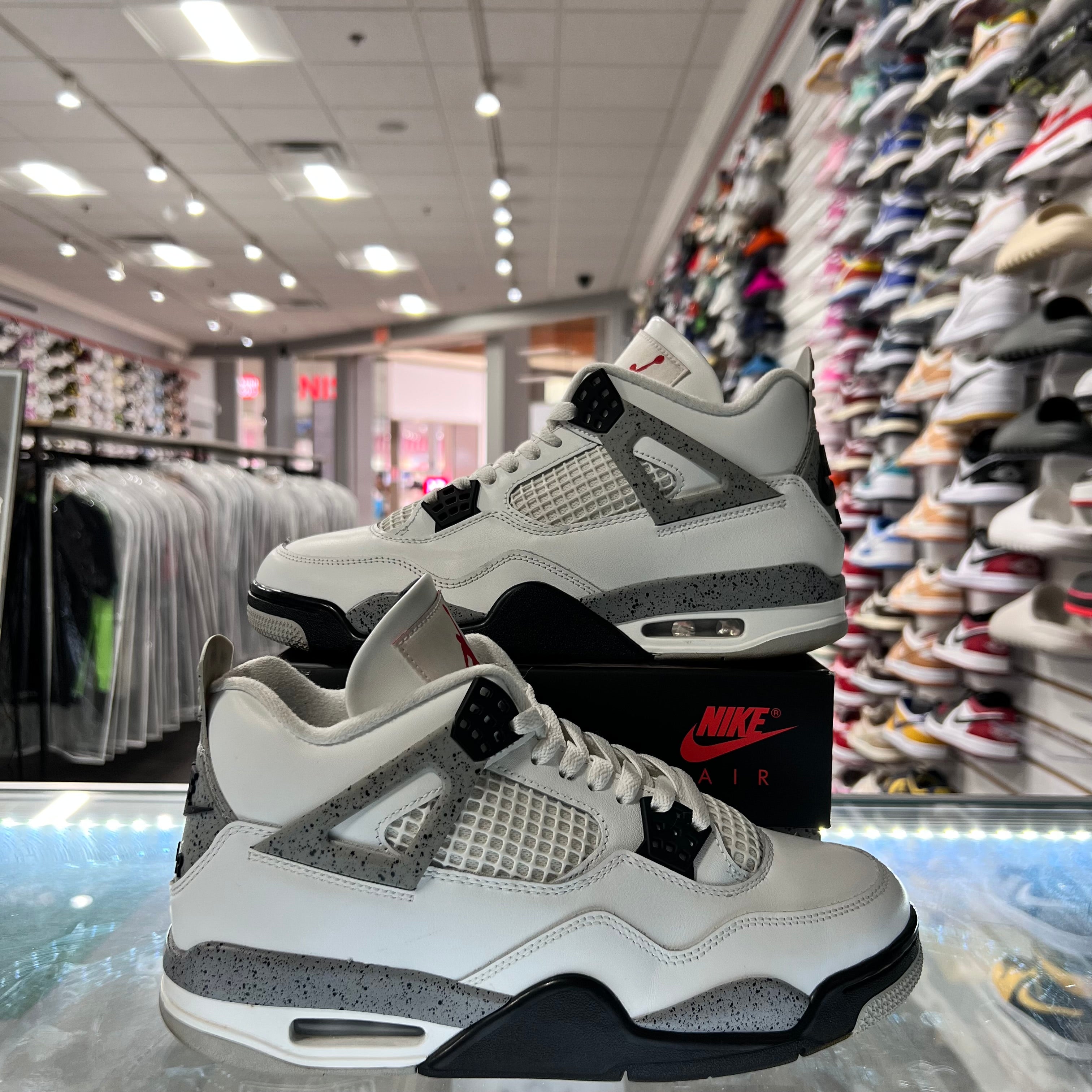Jordan Retro 4 Mens White Cement (Lightly Worn)