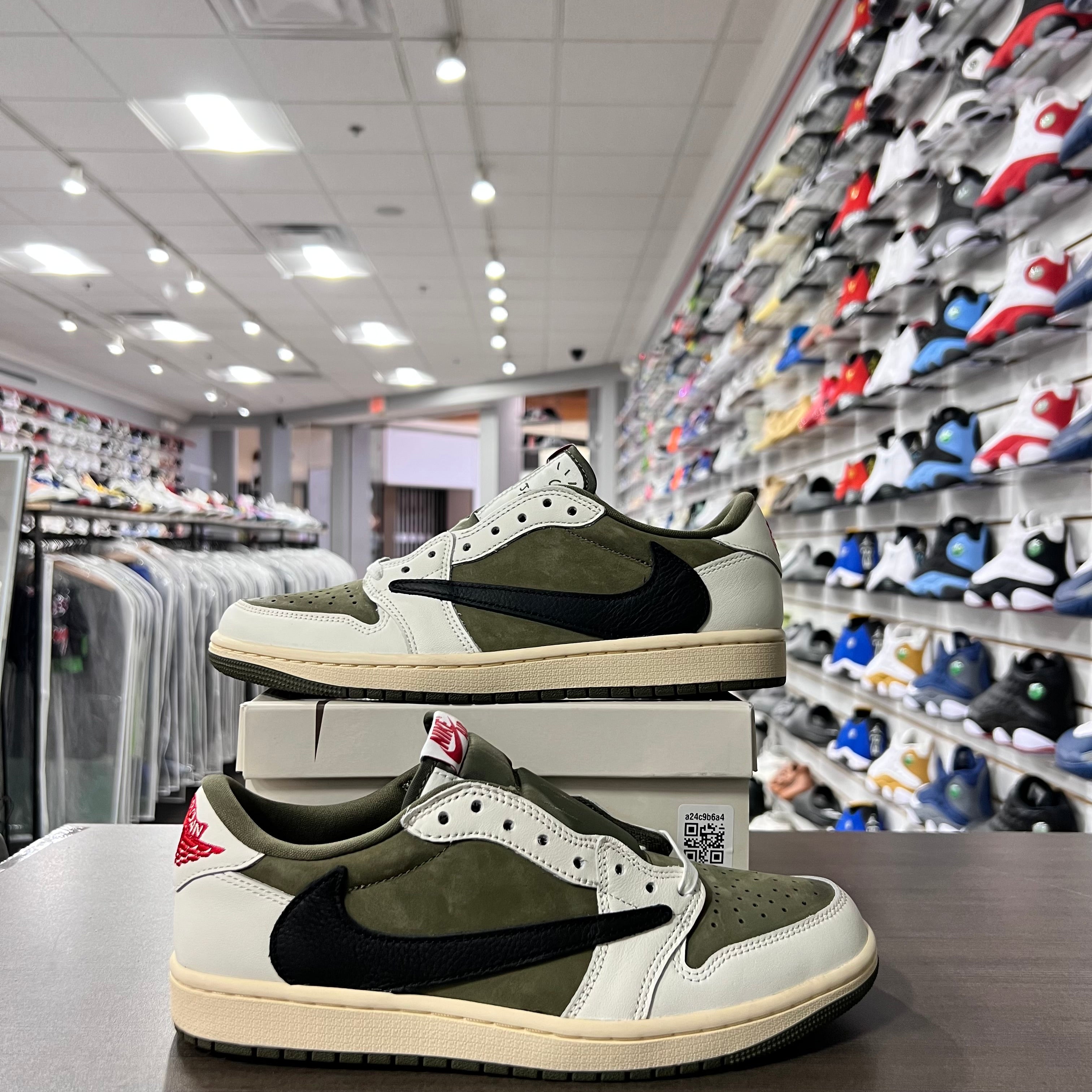Jordan Retro 1 Low Og Mens Travis Scott Medium Olive (Lightly Worn)