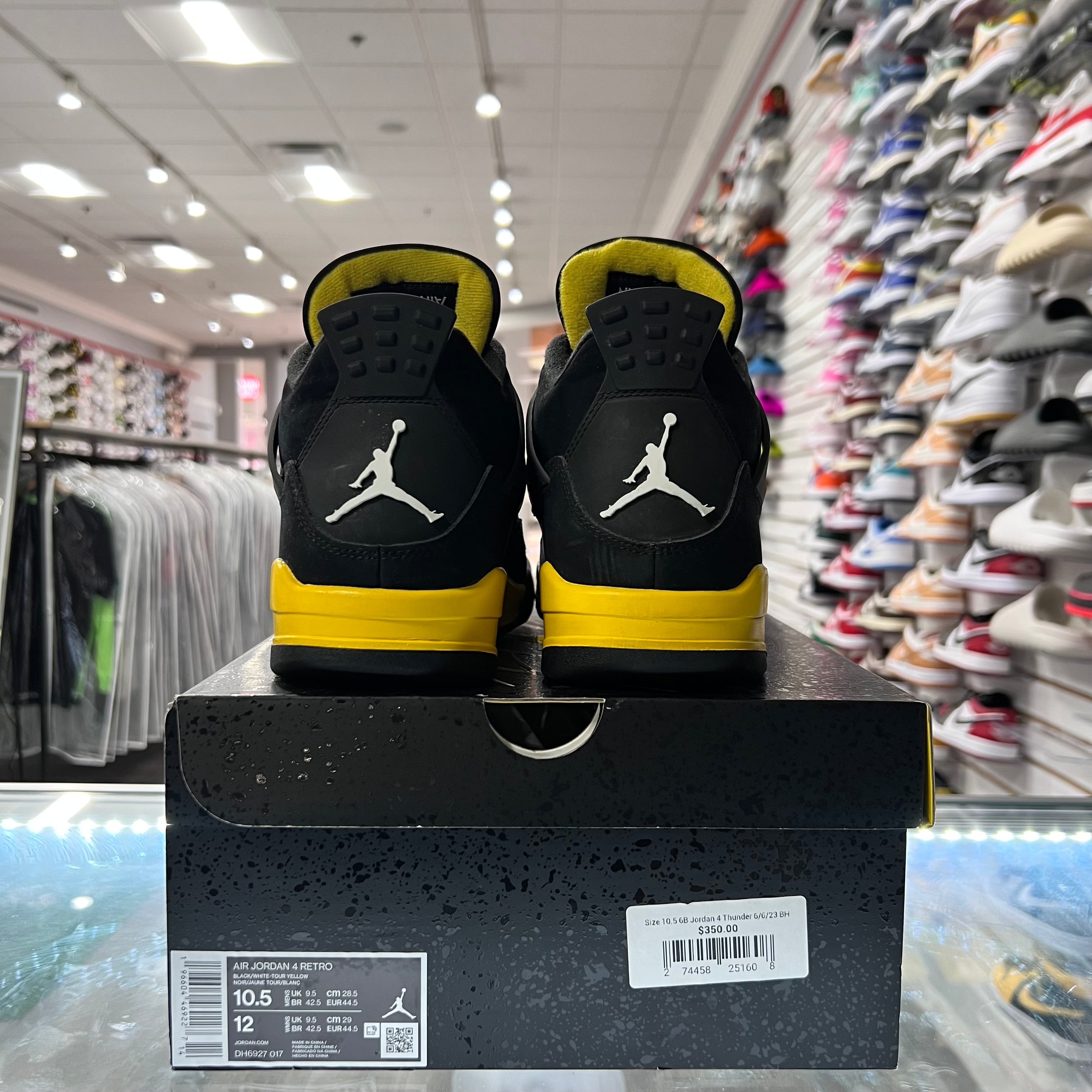 Jordan Retro 4 Mens Thunder (Lightly Worn)
