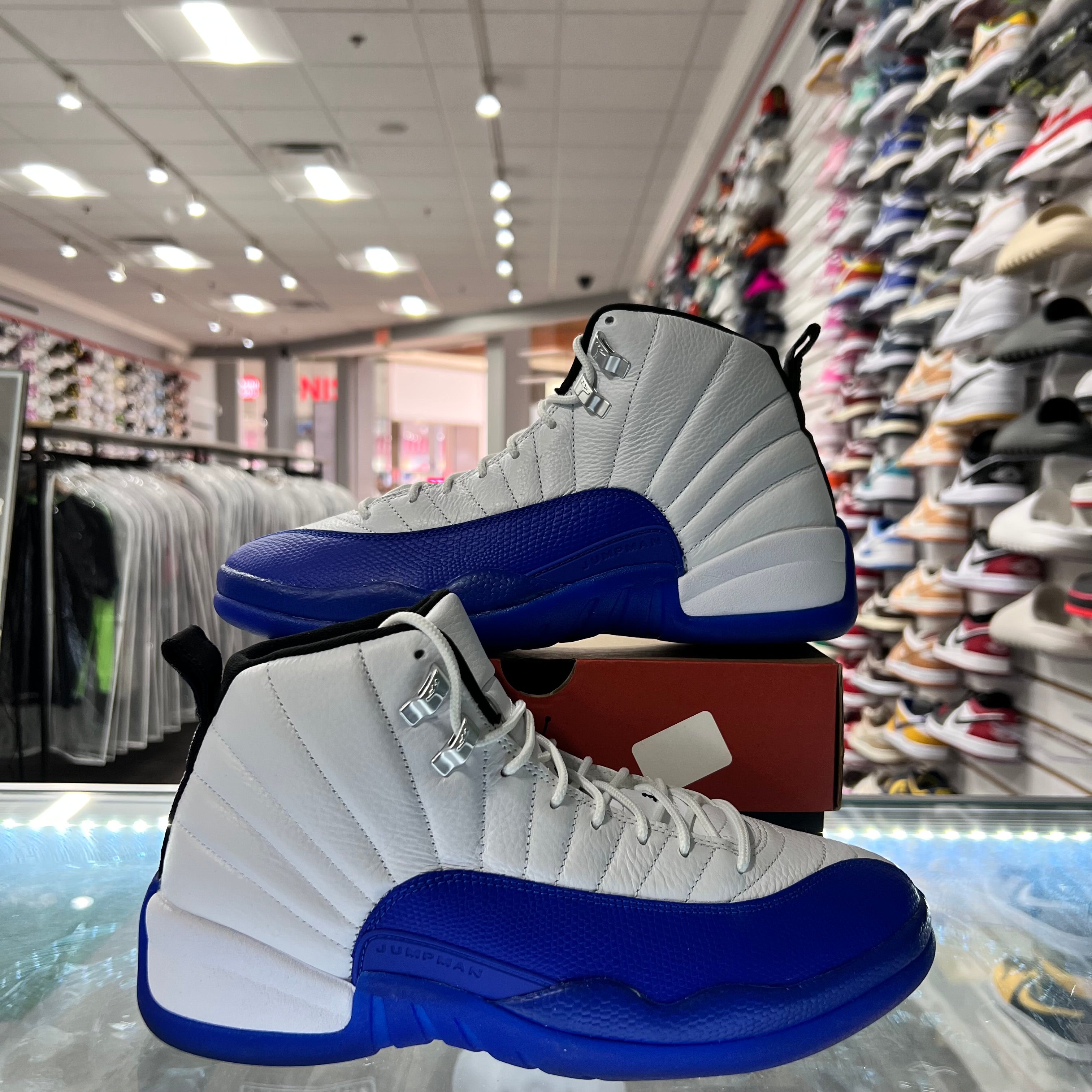 Jordan Retro 12 Mens Blueberry (Lightly Worn)