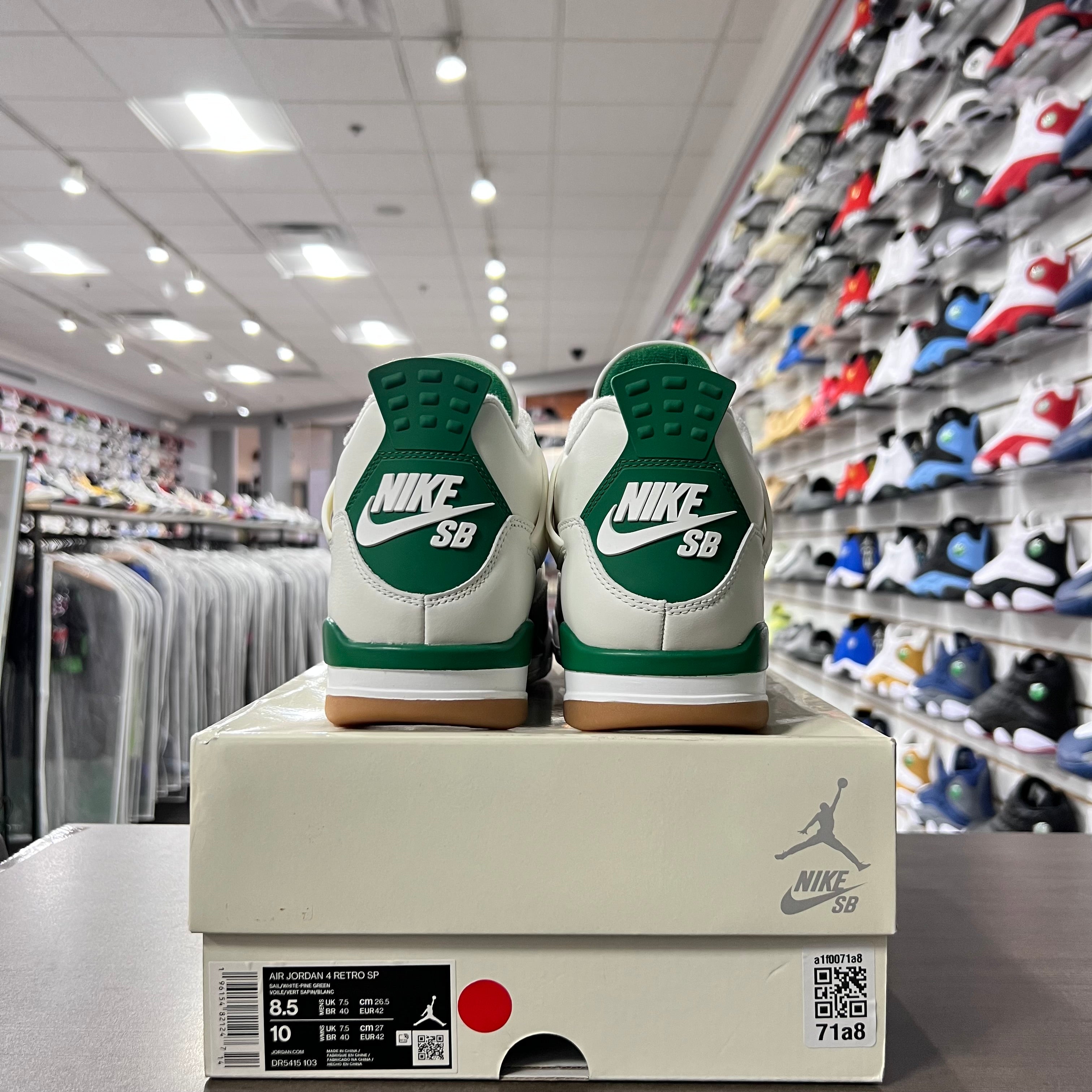 Jordan Retro 4 Mens Pine Green SB (Lightly Worn)