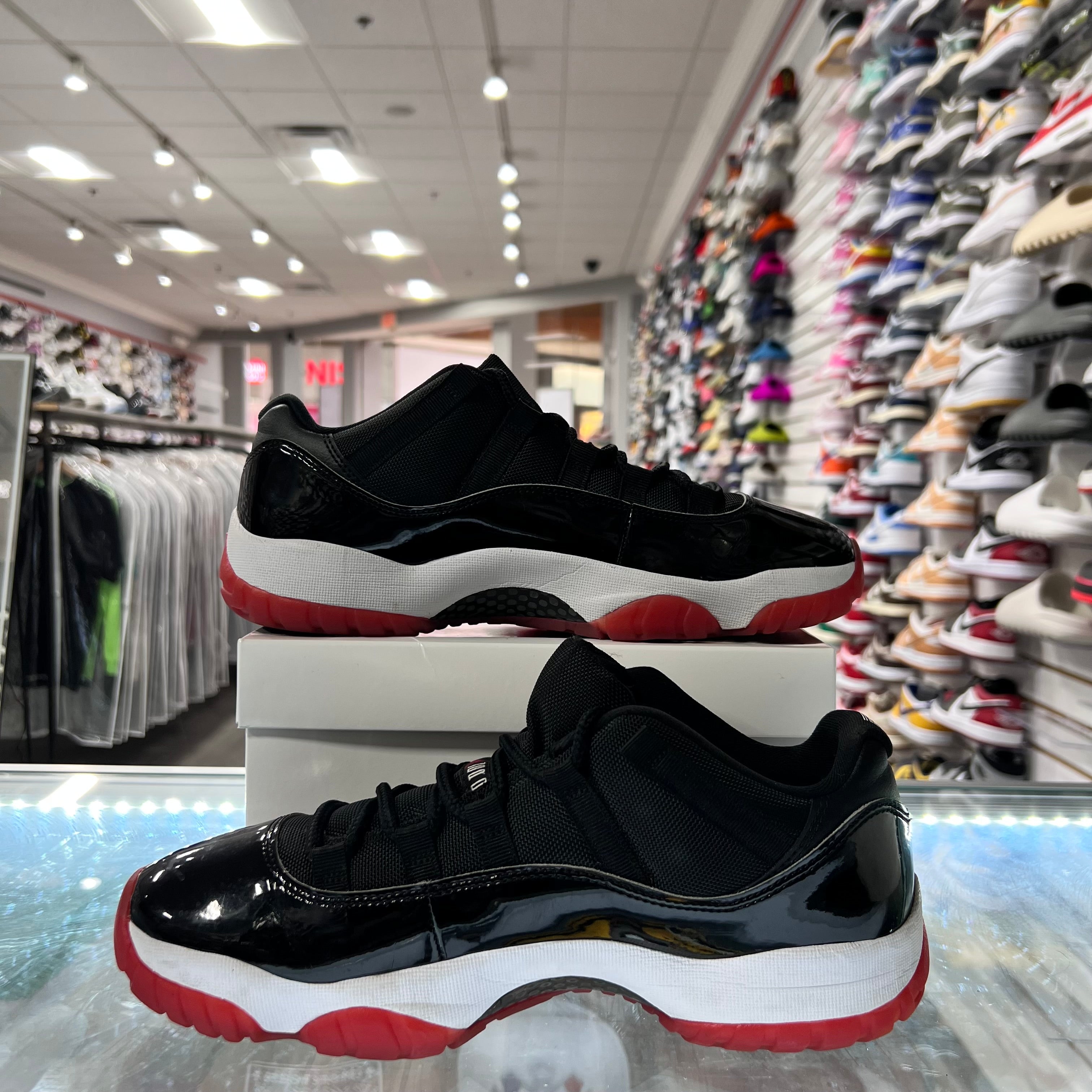 Jordan Retro 11 Low Mens Bred (Lightly Worn+Replacement Box)