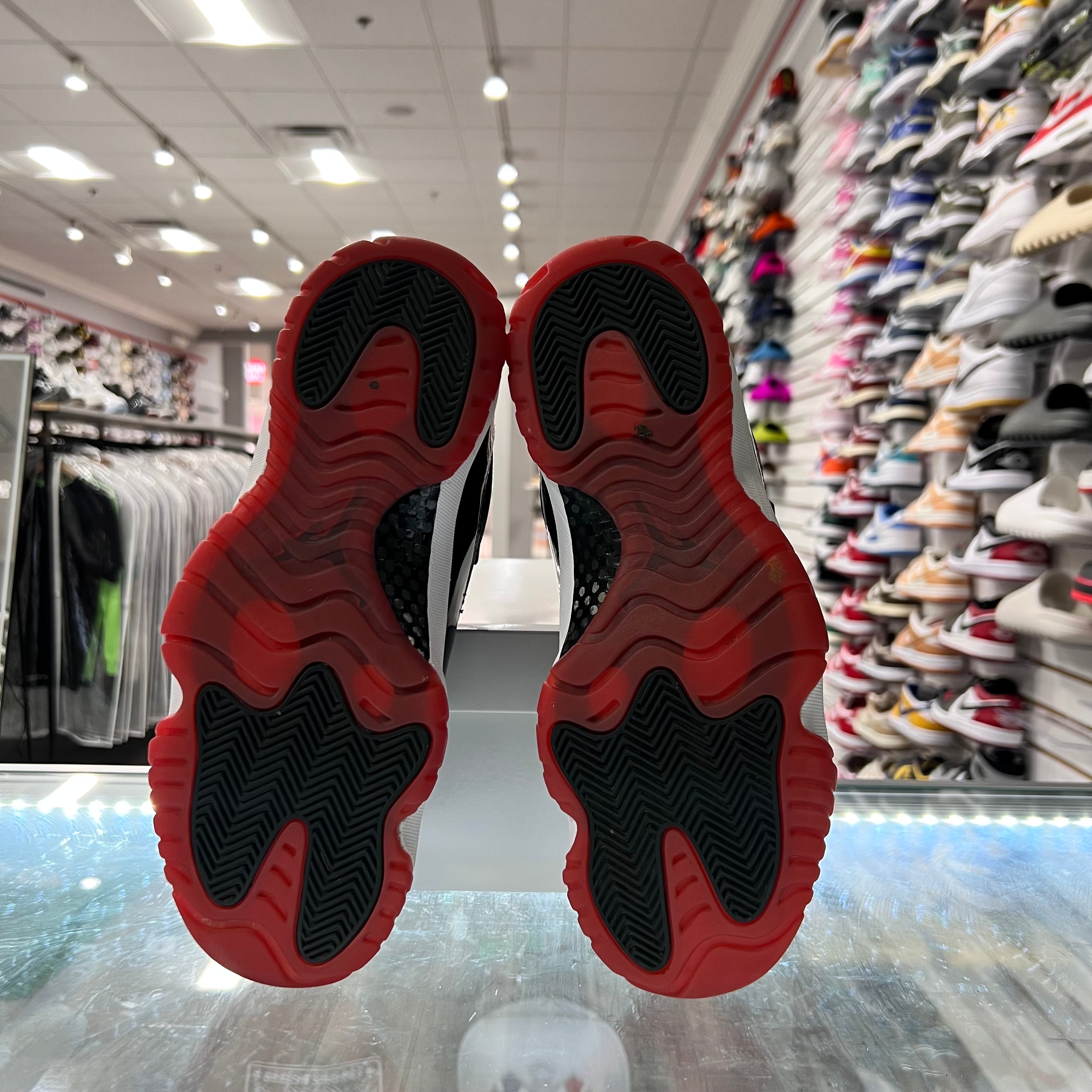 Jordan Retro 11 Low Mens Bred (Lightly Worn+Replacement Box)