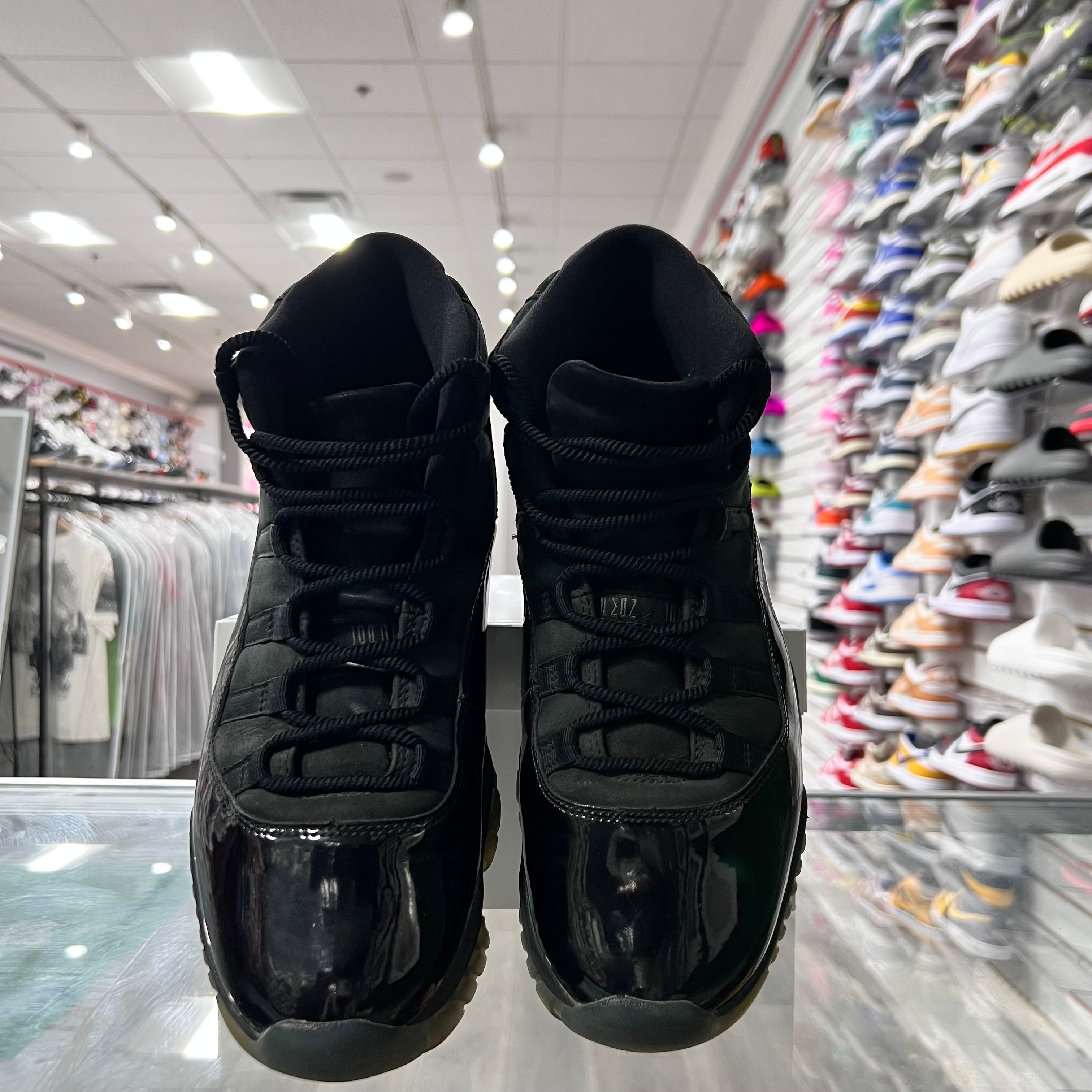 Jordan Retro 11 Mens Cap And Gown (Lightly Worn+Replacement Box)