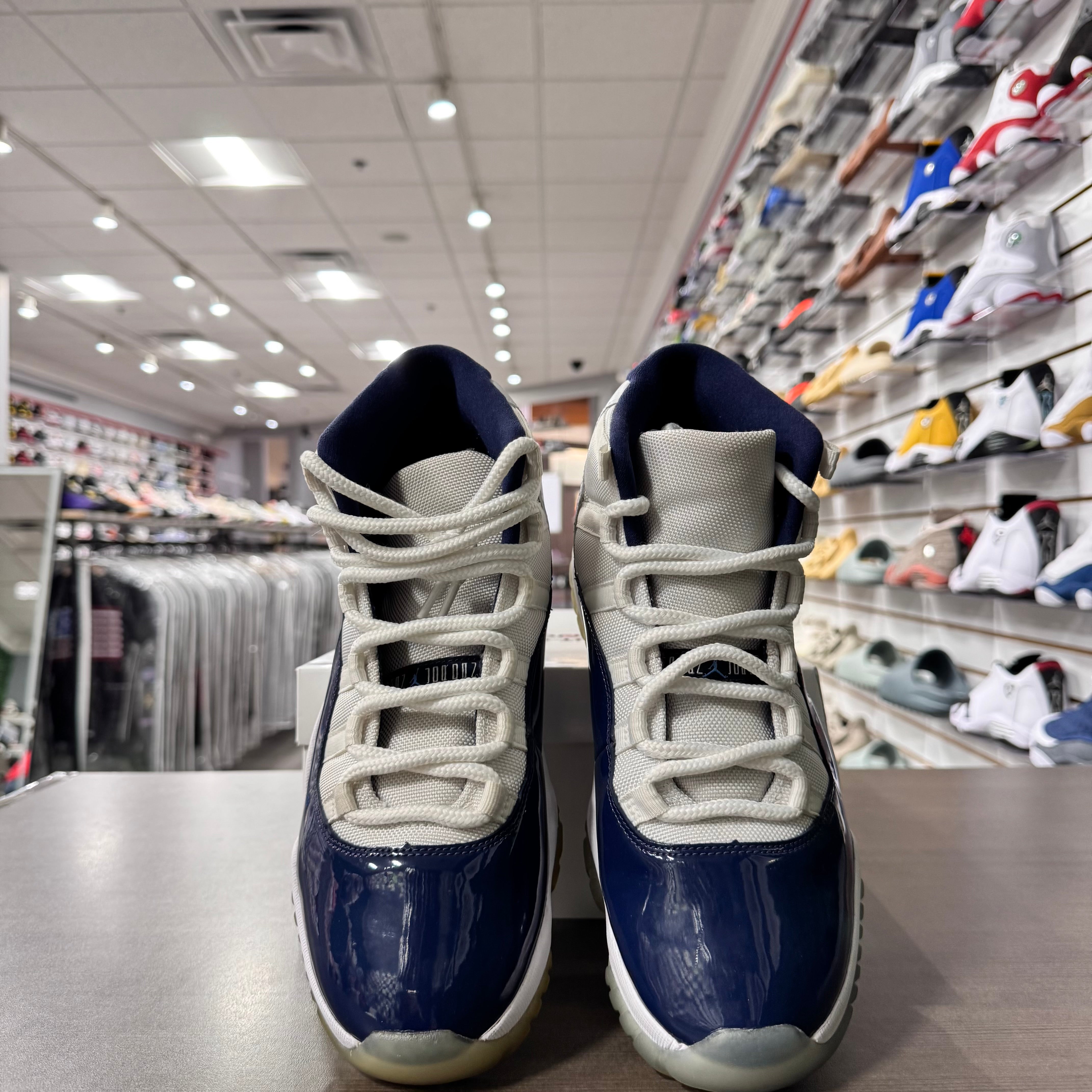 Jordan Retro 11 Mens Win Like 82 (Lightly Worn + No Box)