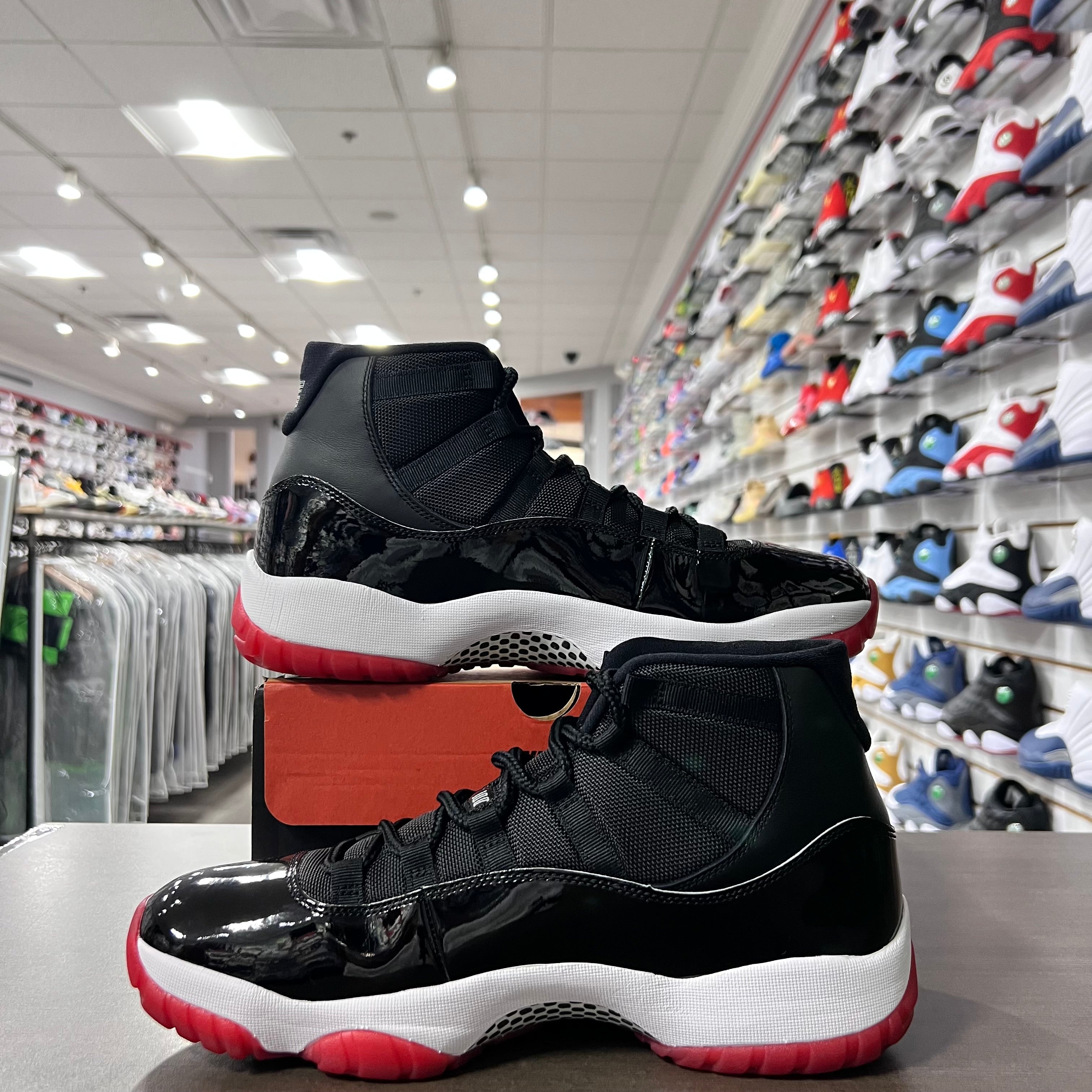 Jordan Retro 11 Mens Bred (2019)(Lightly Worn)