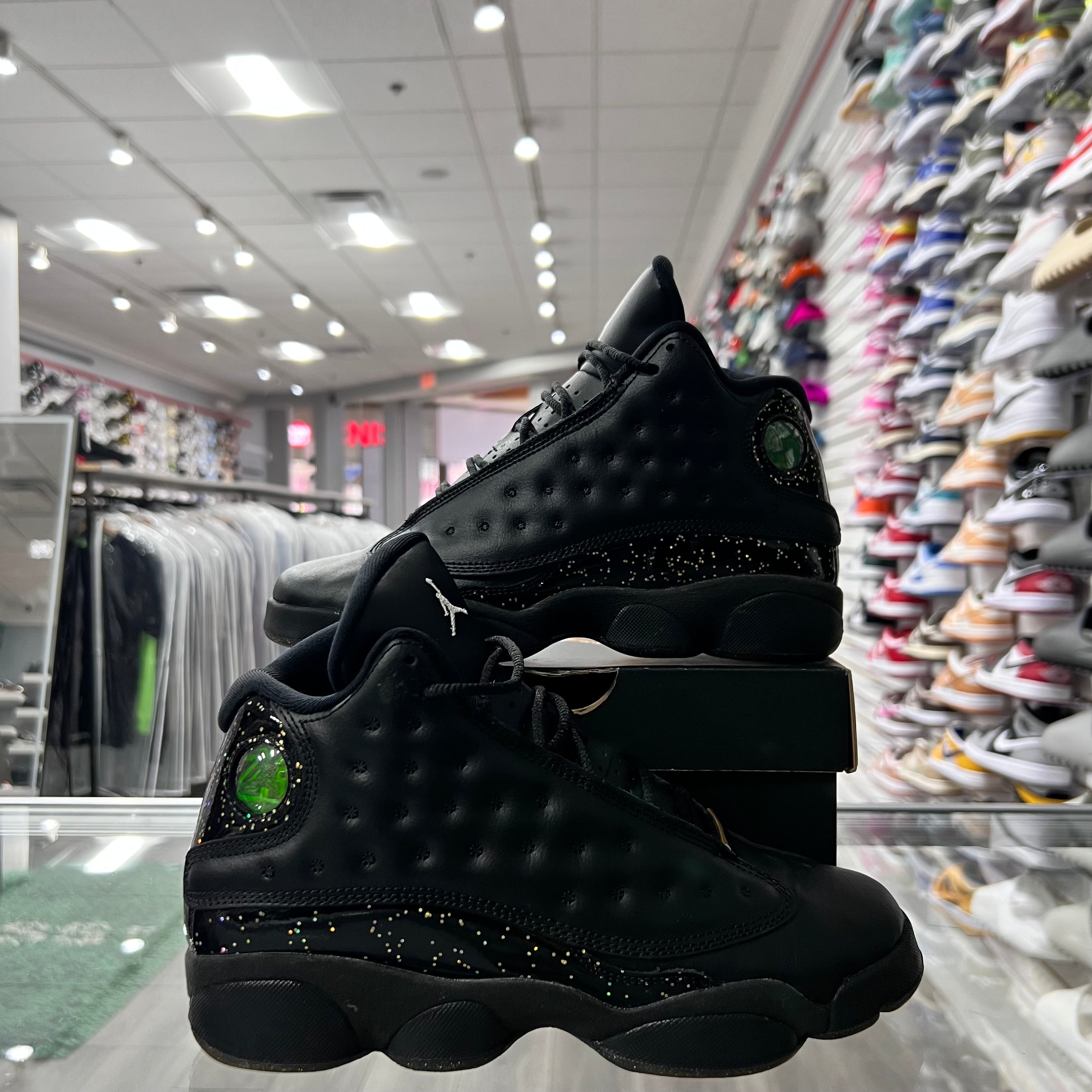 Jordan Retro 13 Gs Black Metallic Gold (Lightly Worn)