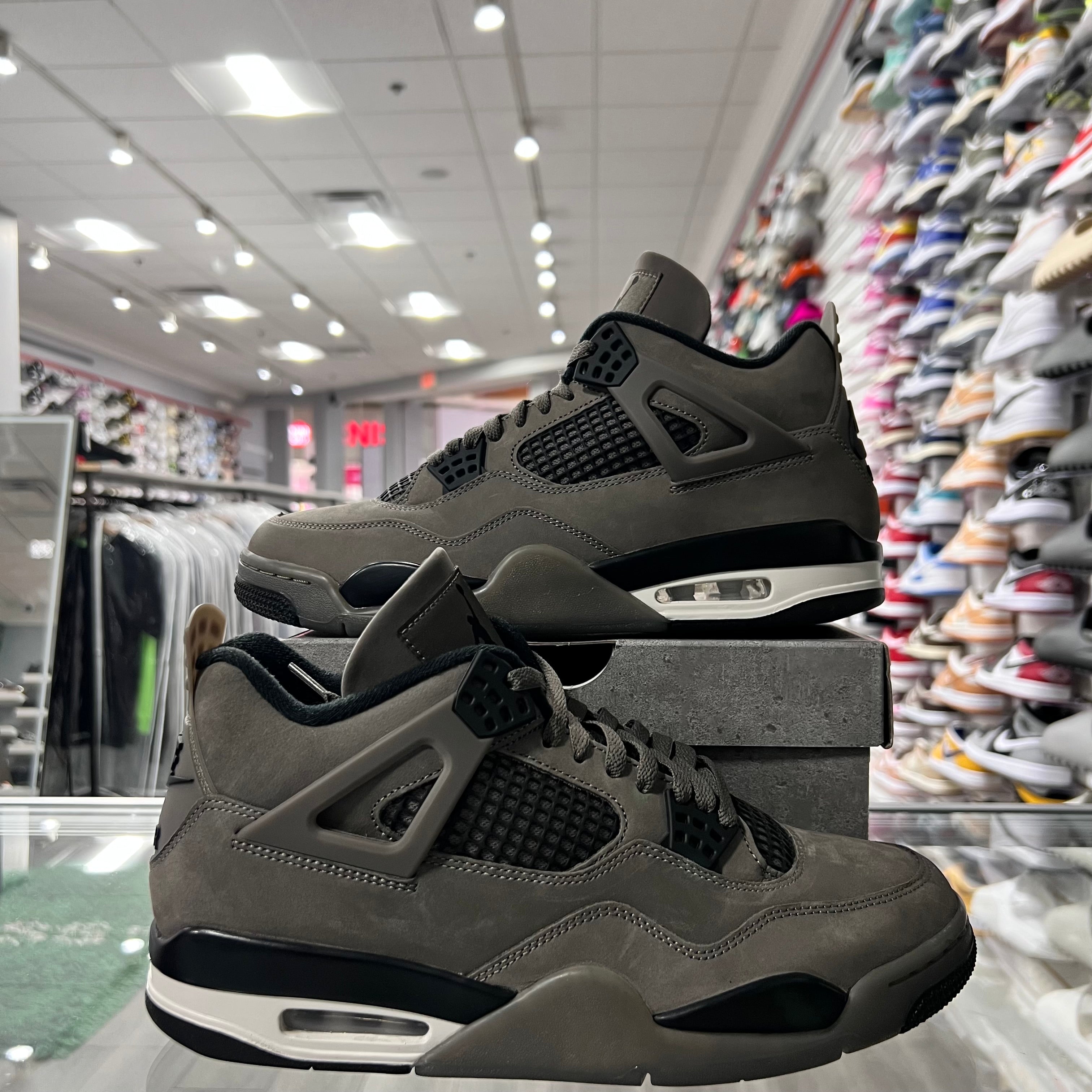 Jordan Retro 4 Mens Cave Stone (Lightly Worn)