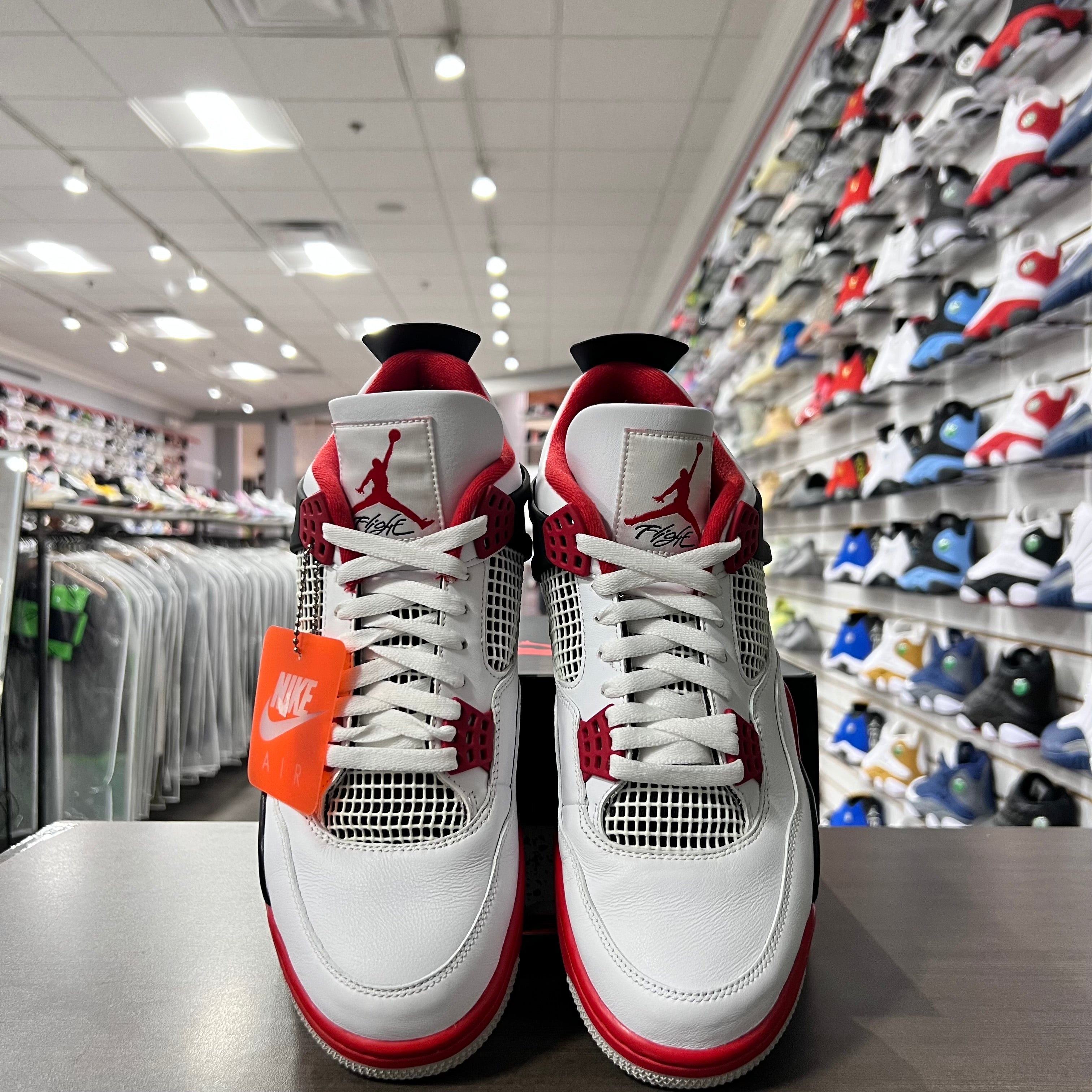 Jordan Retro 4 Mens Fire Red (Lightly Worn)