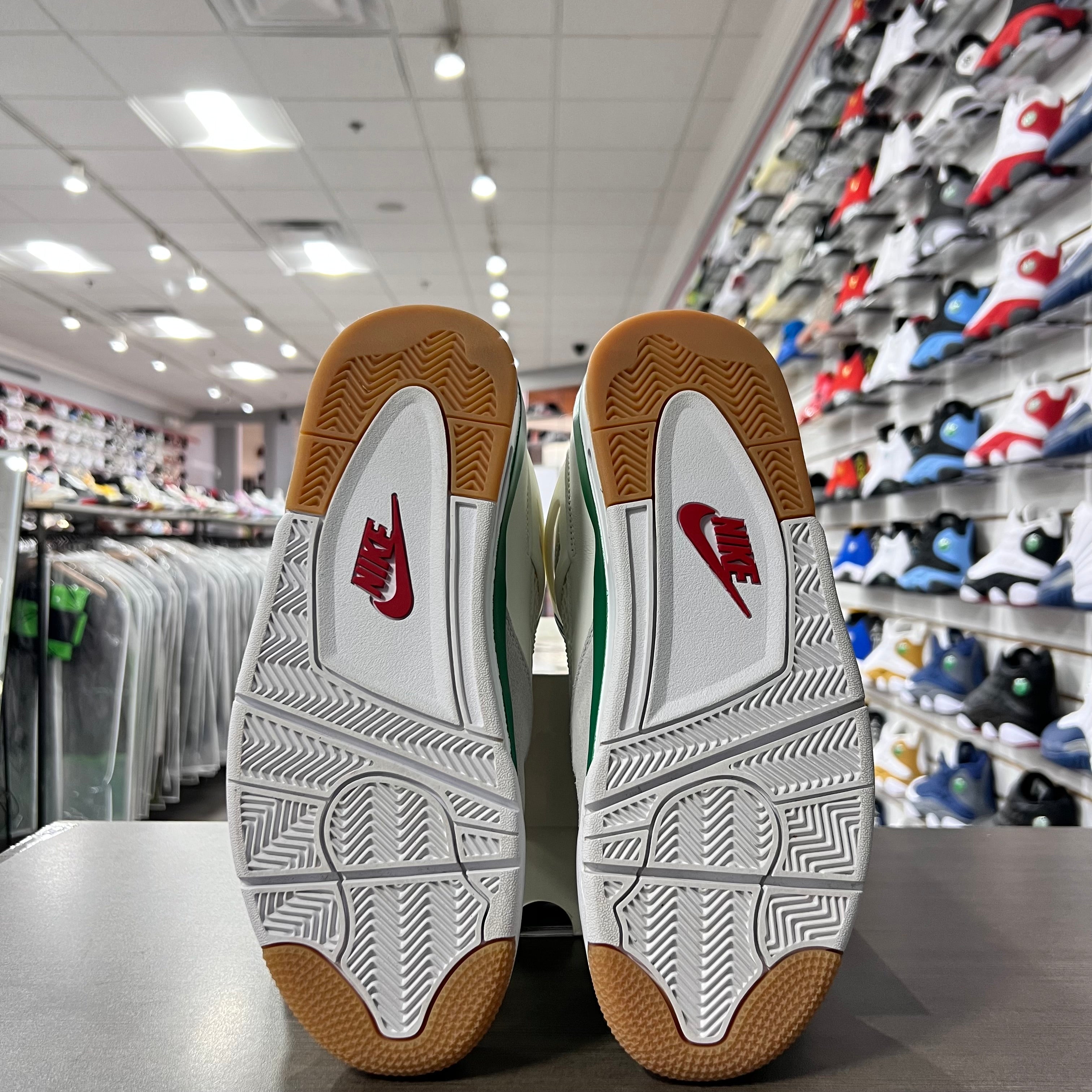 Jordan Retro 4 Mens Pine Green SB (Lightly Worn)