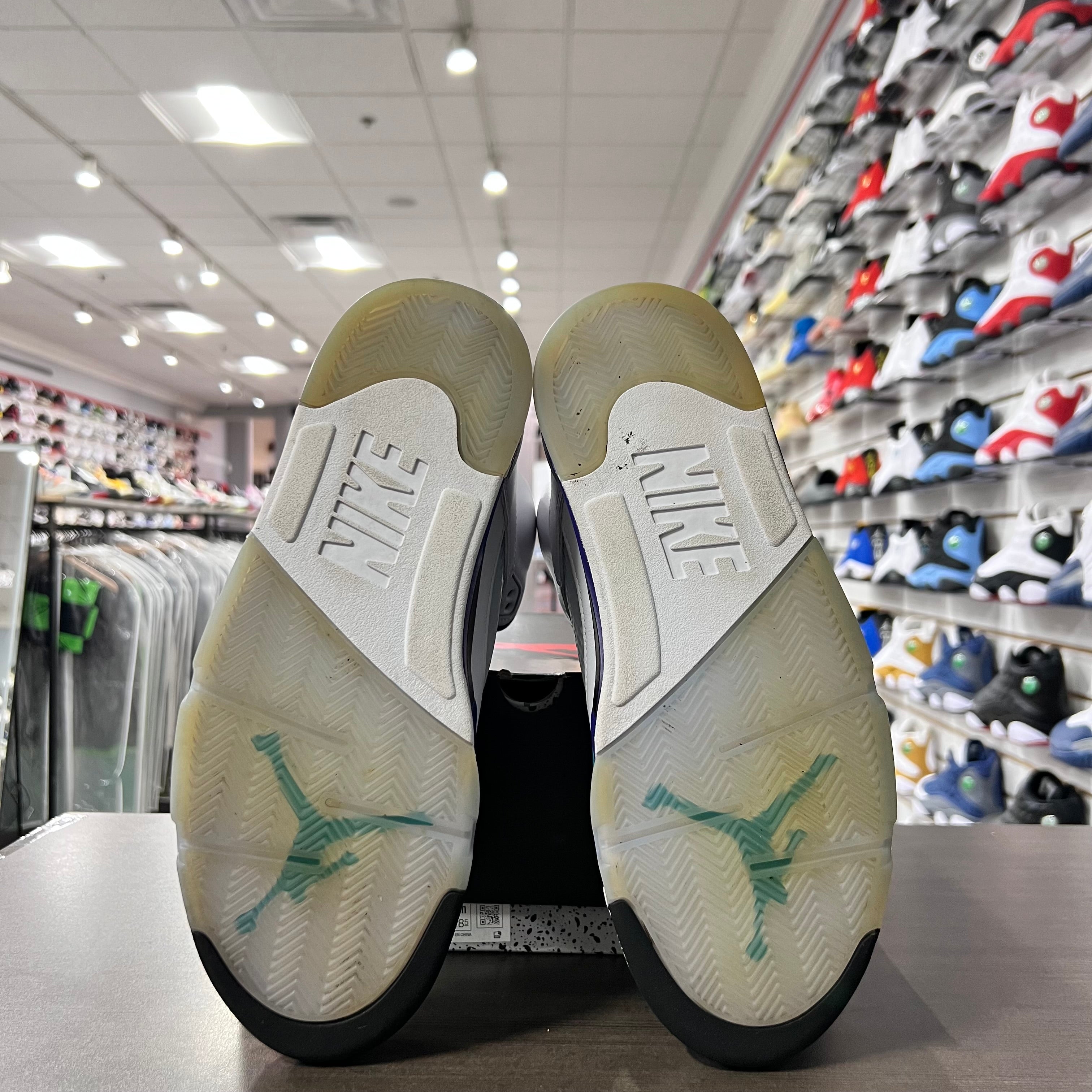 Jordan Retro 5 Mens Grape (Lightly Worn)