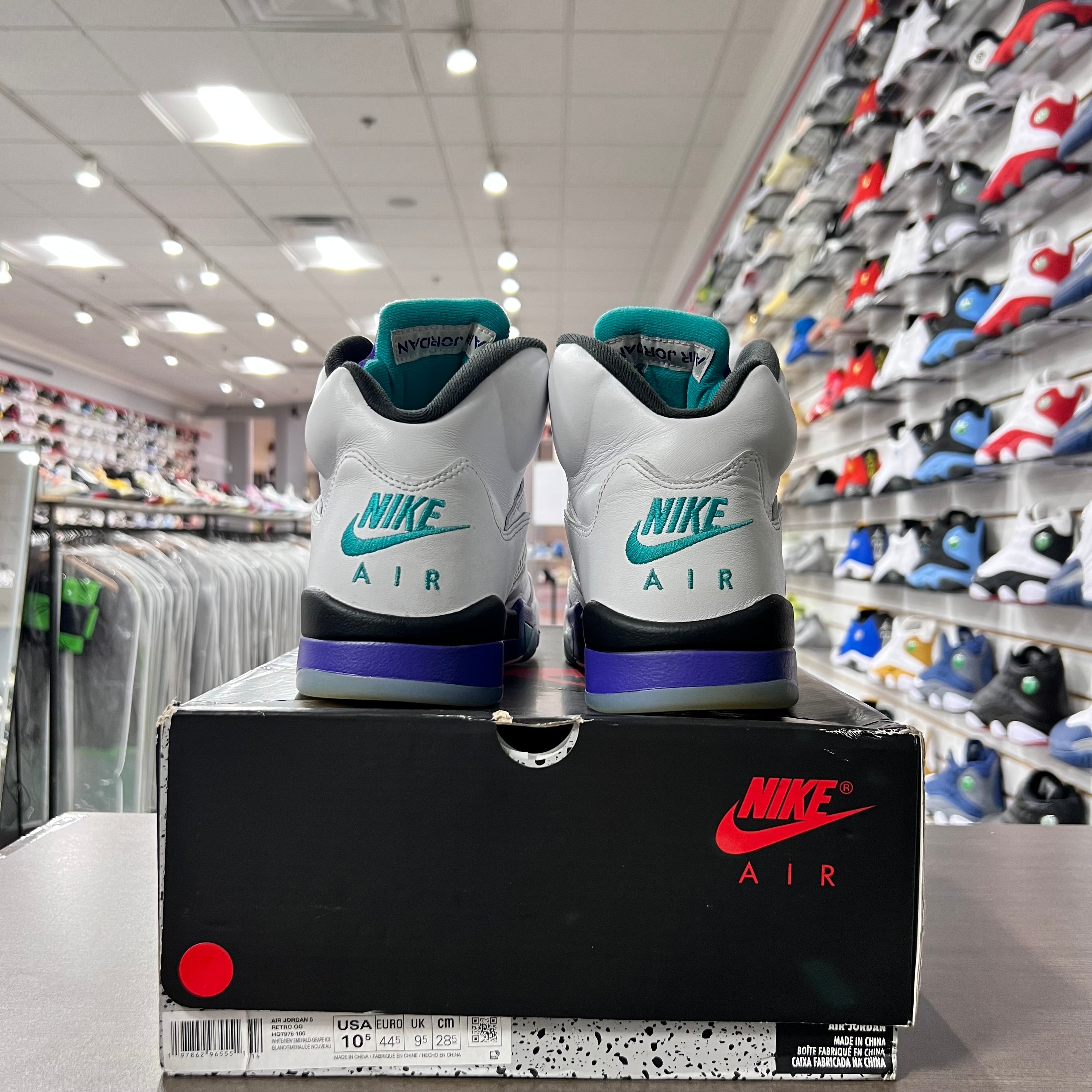 Jordan Retro 5 Mens Grape (Lightly Worn)