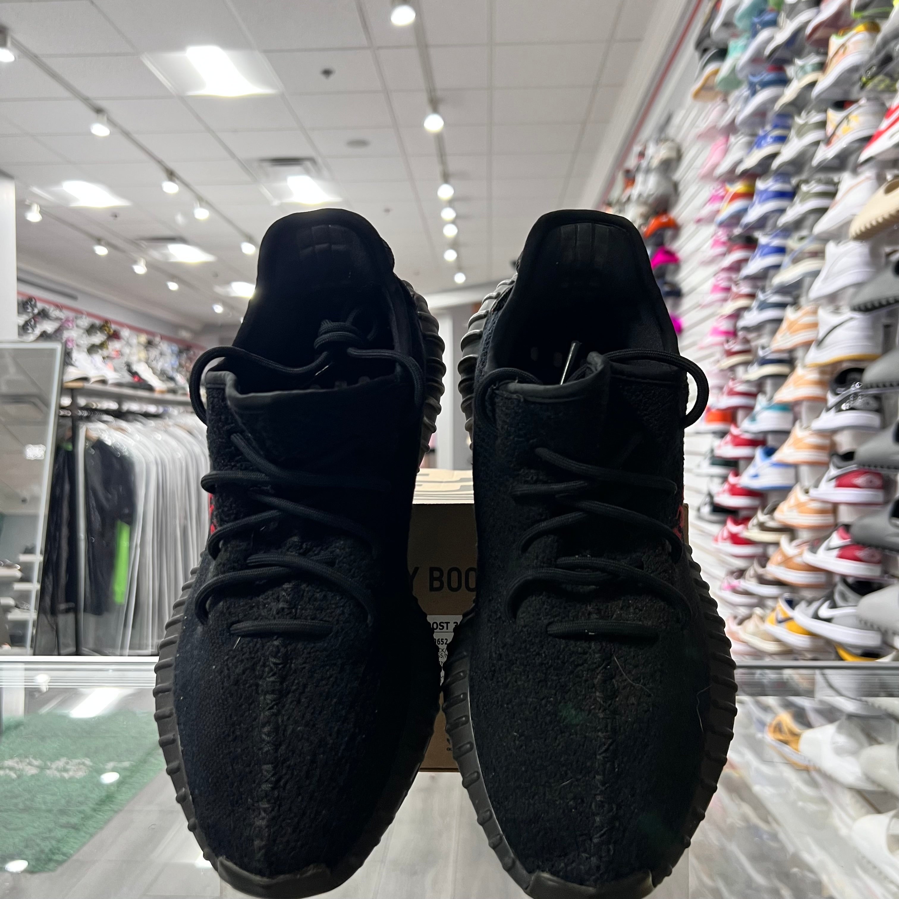 Adidas Yeezy Boost 350 V2 Bred (Lightly Worn+No Insoles)